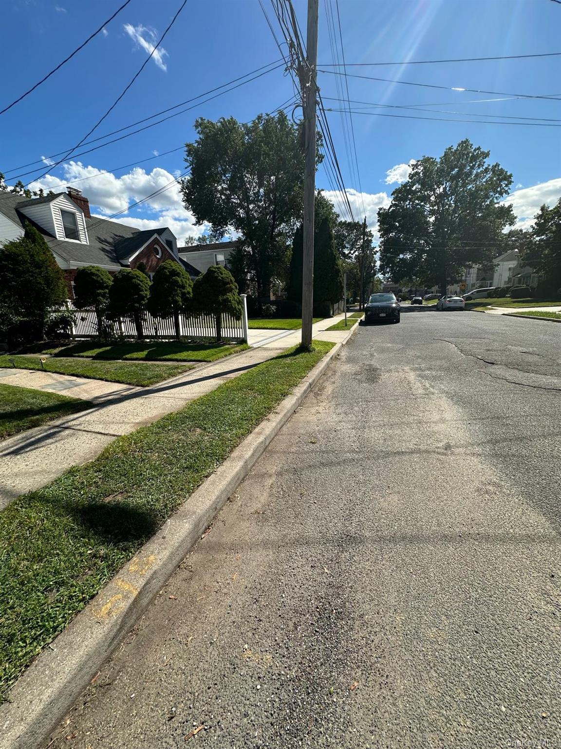 613 Adams Avenue, Hempstead, NY 11552