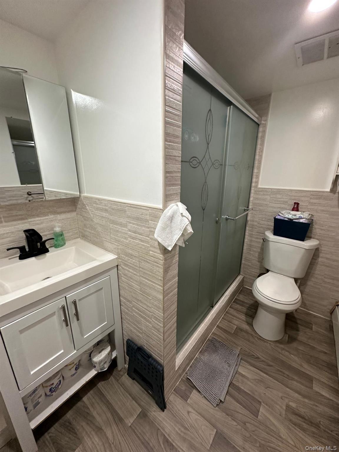 613 Adams Avenue, Hempstead, NY 11552