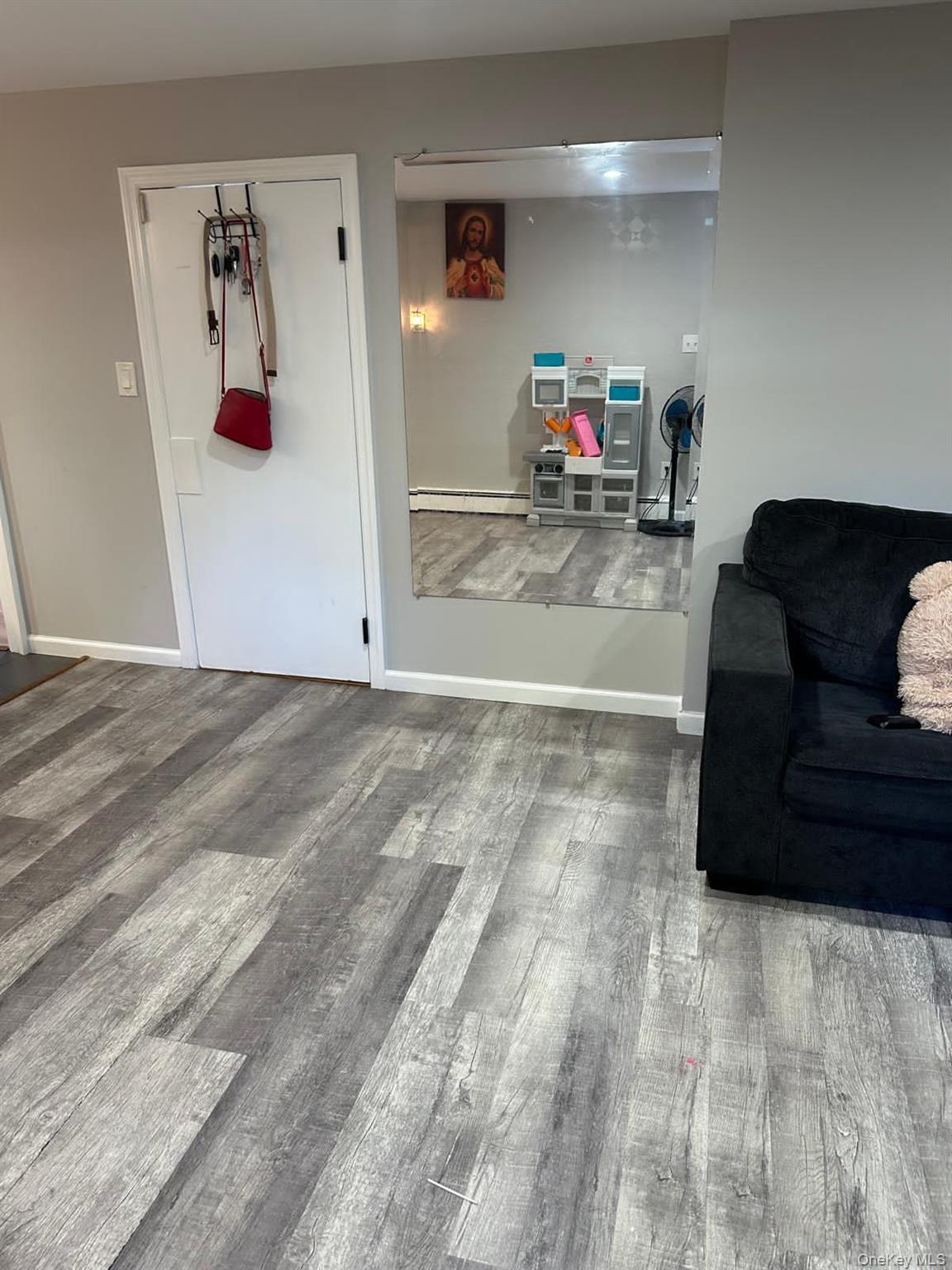 613 Adams Avenue, Hempstead, NY 11552