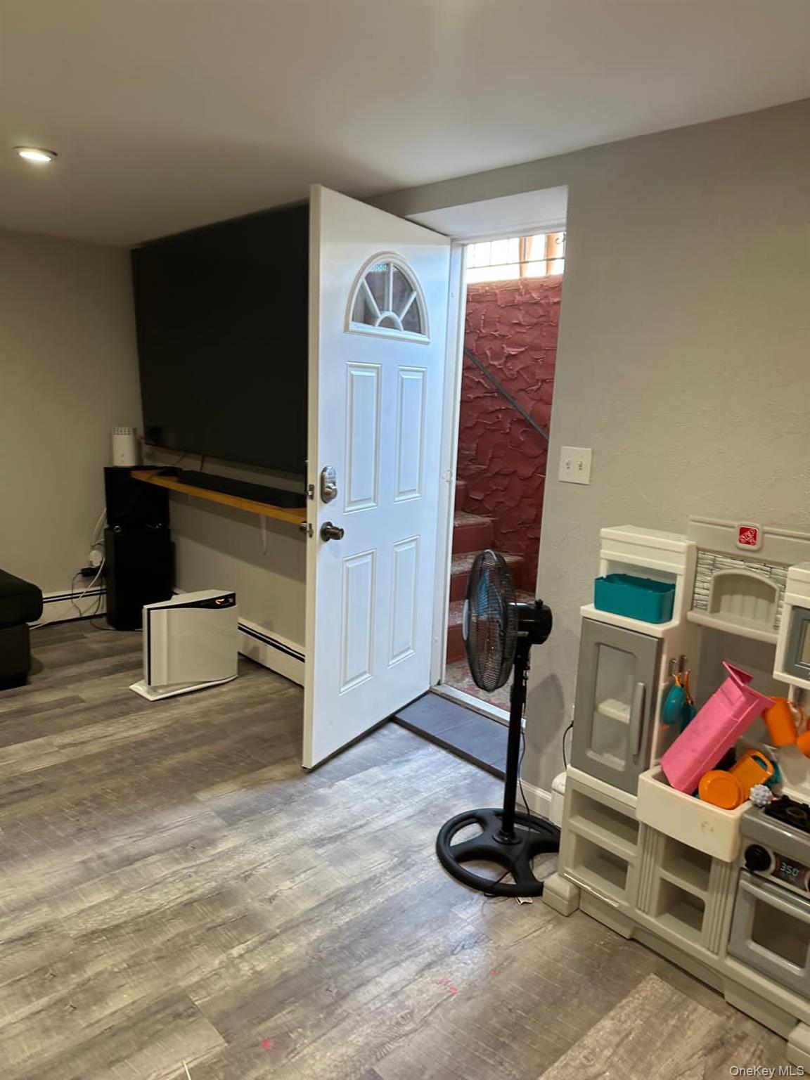 613 Adams Avenue, Hempstead, NY 11552