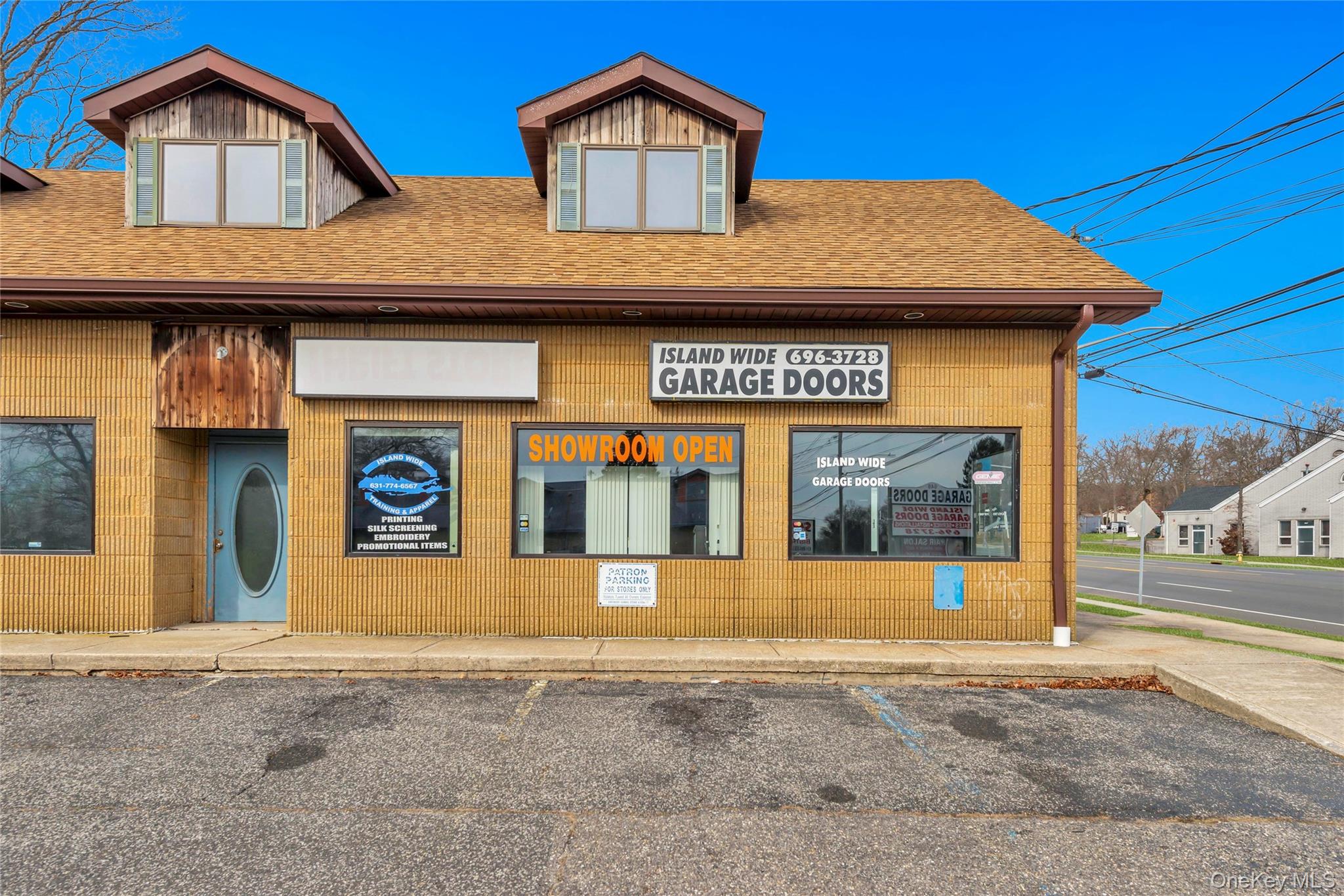 648 Horseblock Road, Farmingville, NY 11738