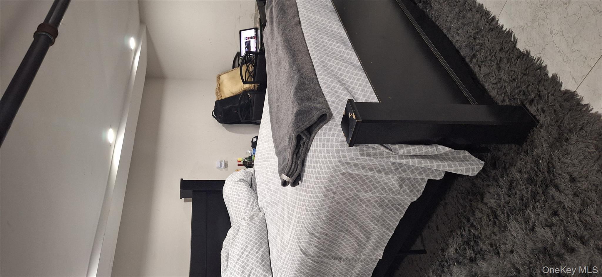 111-39 205 Street, Saint Albans, NY 11412