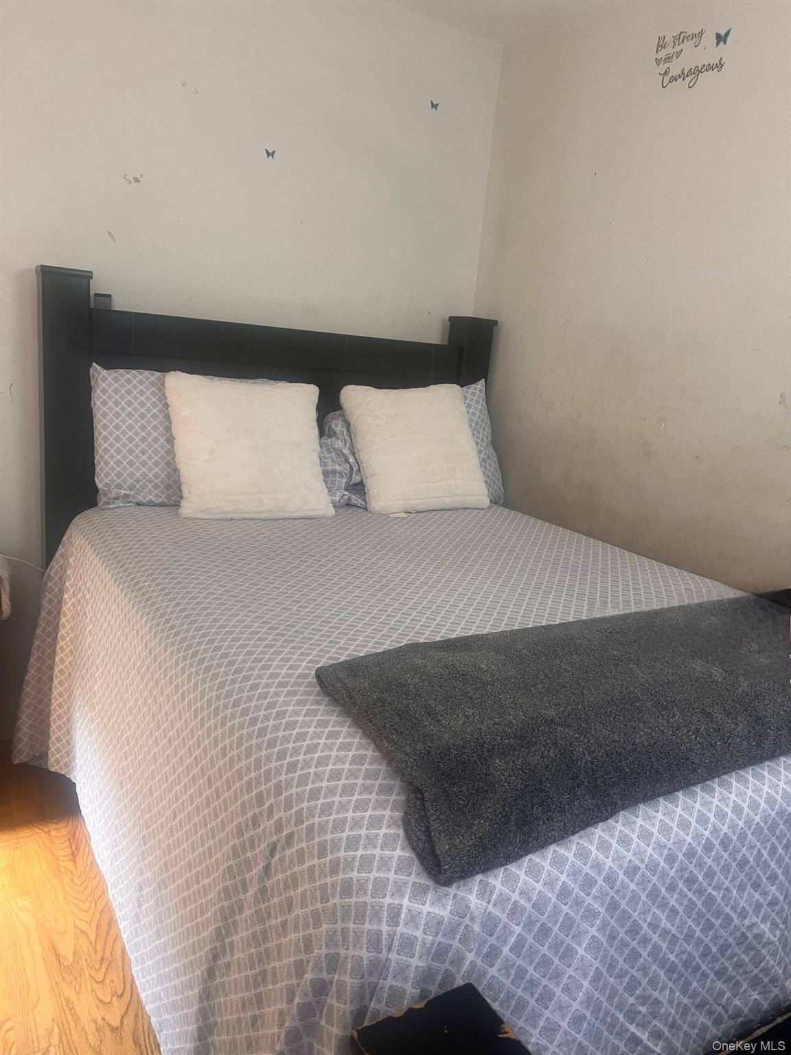 111-39 205 Street, Saint Albans, NY 11412