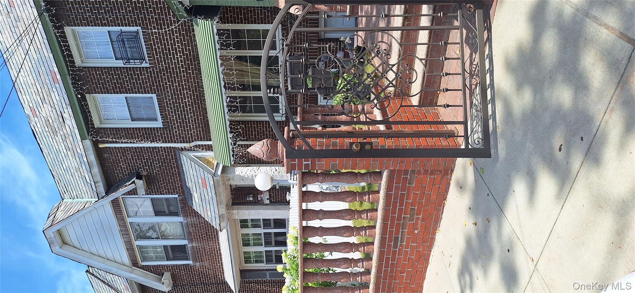 111-39 205 Street, Saint Albans, NY 11412