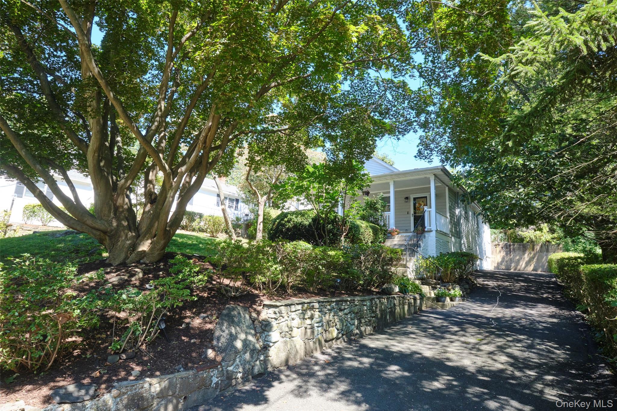 41 Whitewood Avenue, New Rochelle, NY 10805