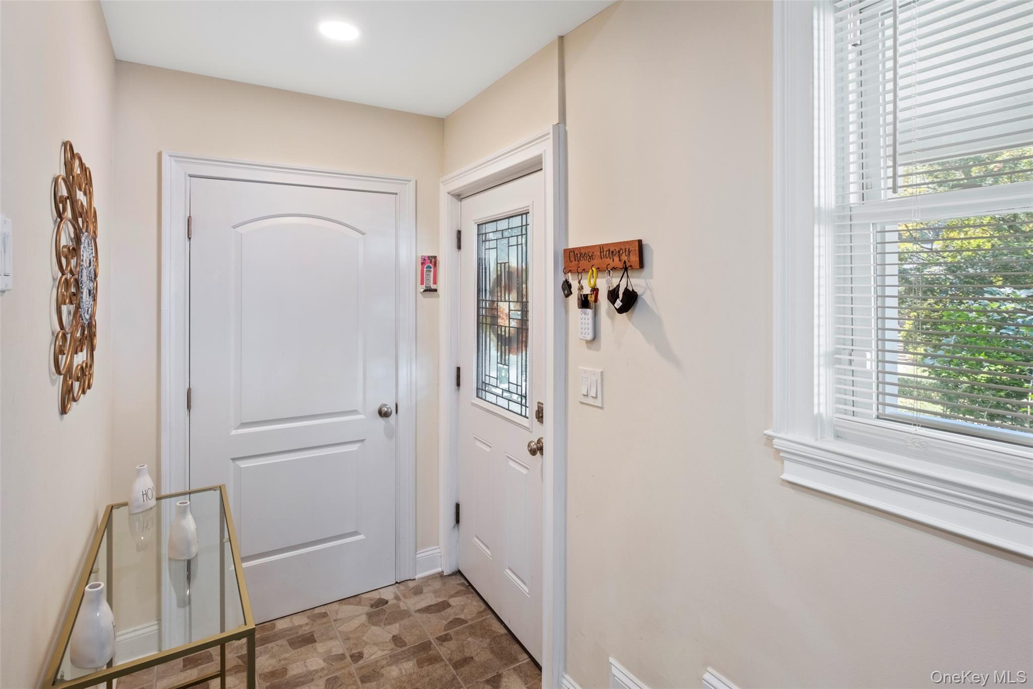 41 Whitewood Avenue, New Rochelle, NY 10805