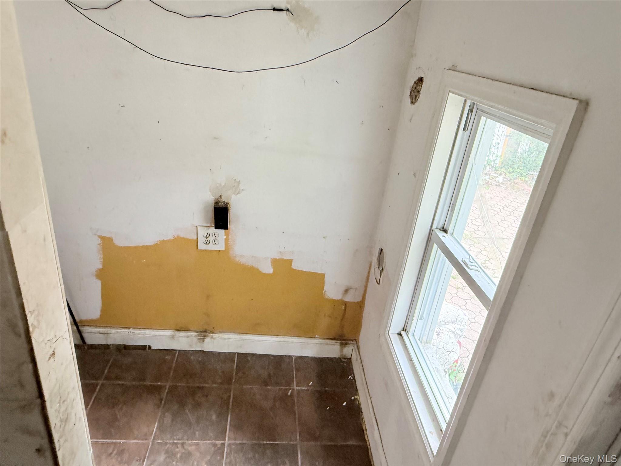 210 Dartmouth Street, Hempstead, NY 11550