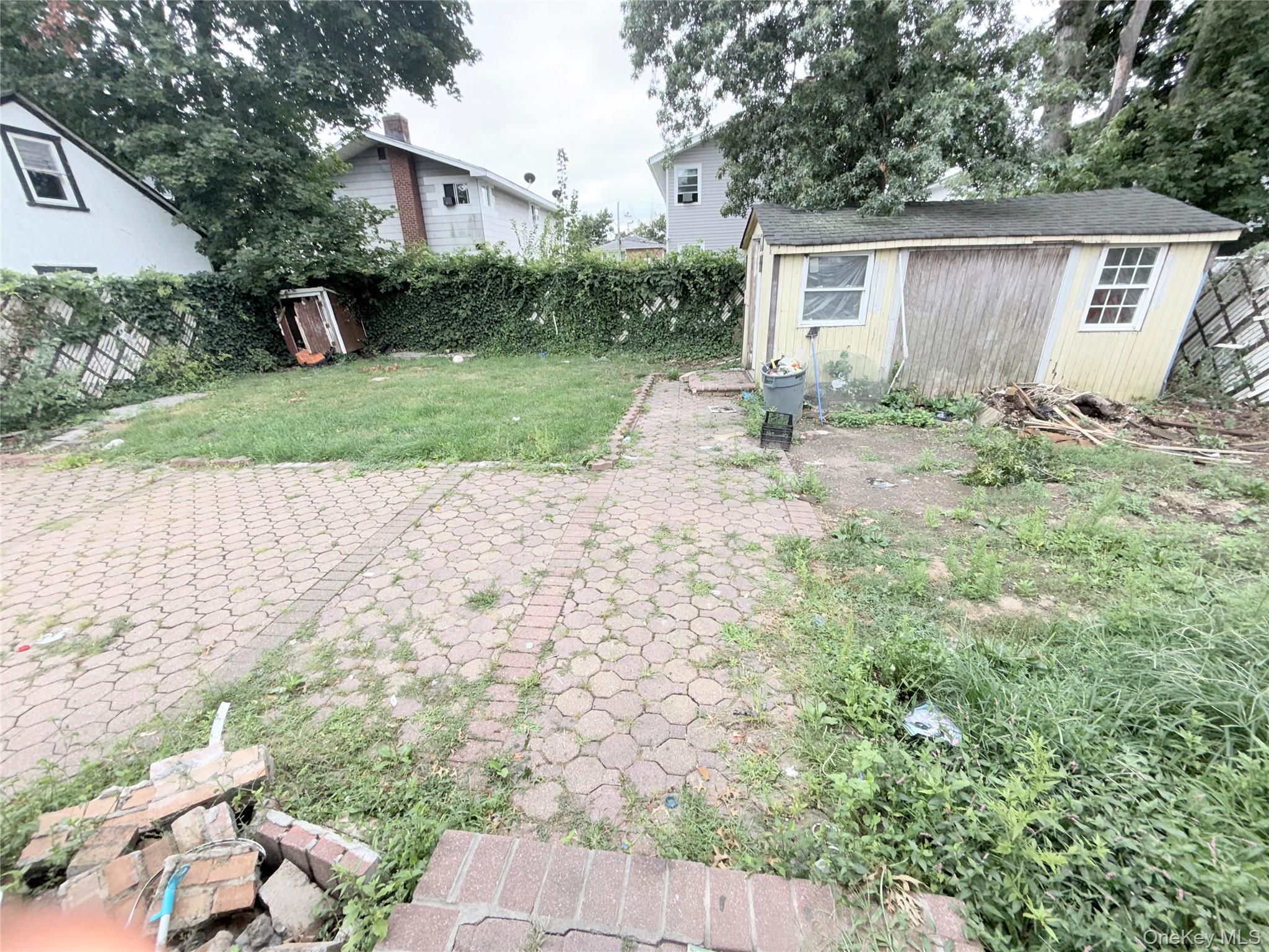 210 Dartmouth Street, Hempstead, NY 11550