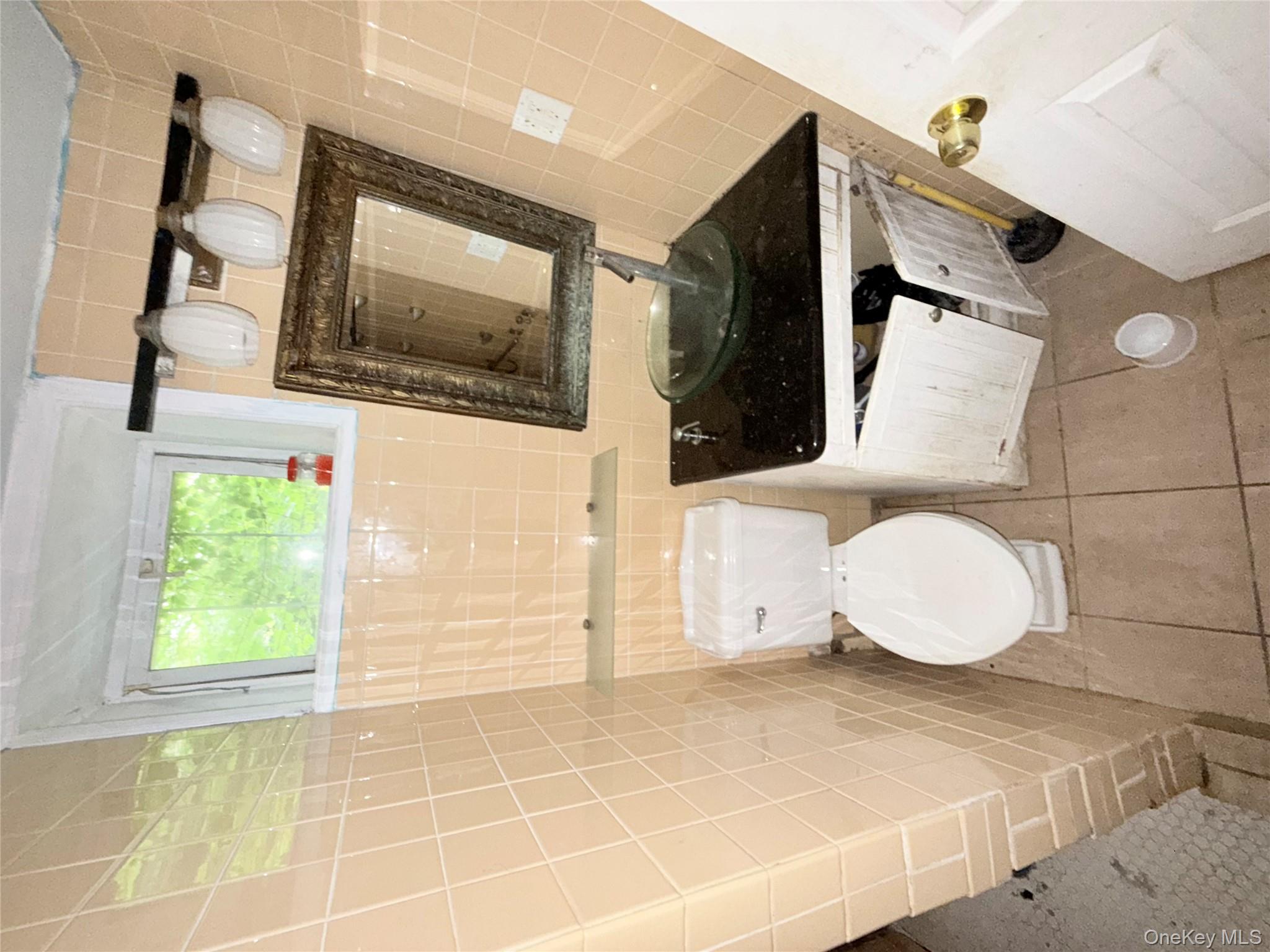 210 Dartmouth Street, Hempstead, NY 11550