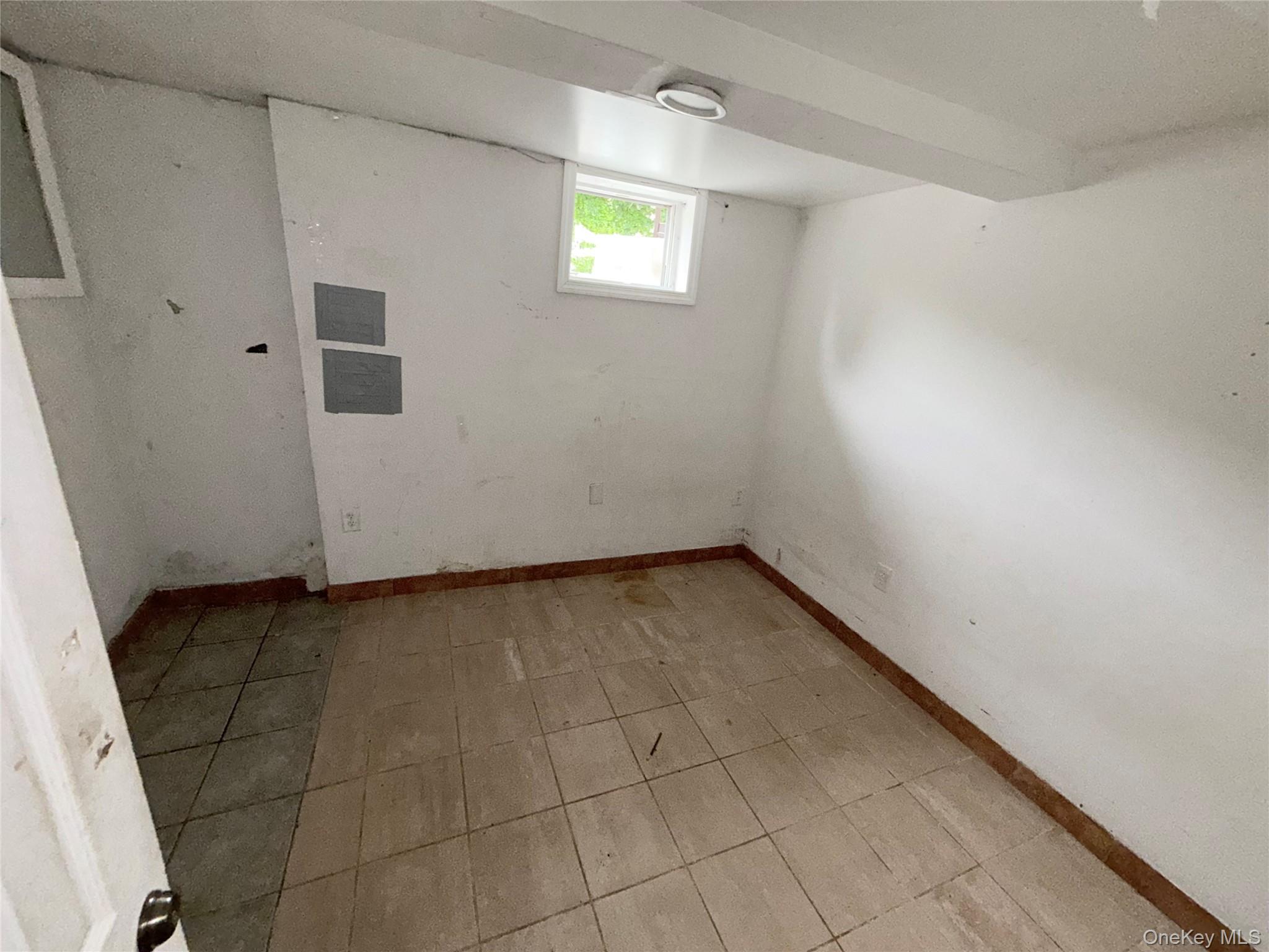 210 Dartmouth Street, Hempstead, NY 11550