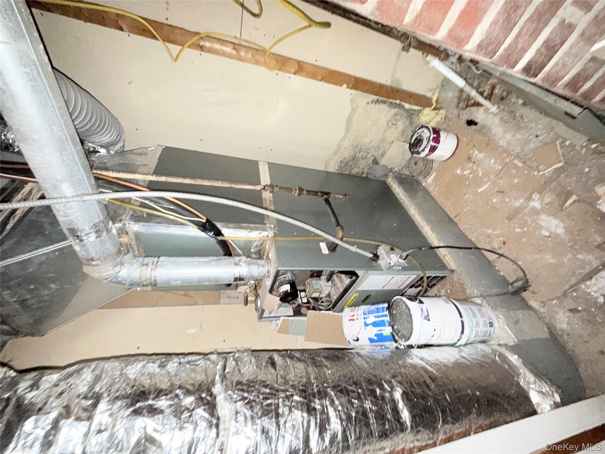 210 Dartmouth Street, Hempstead, NY 11550