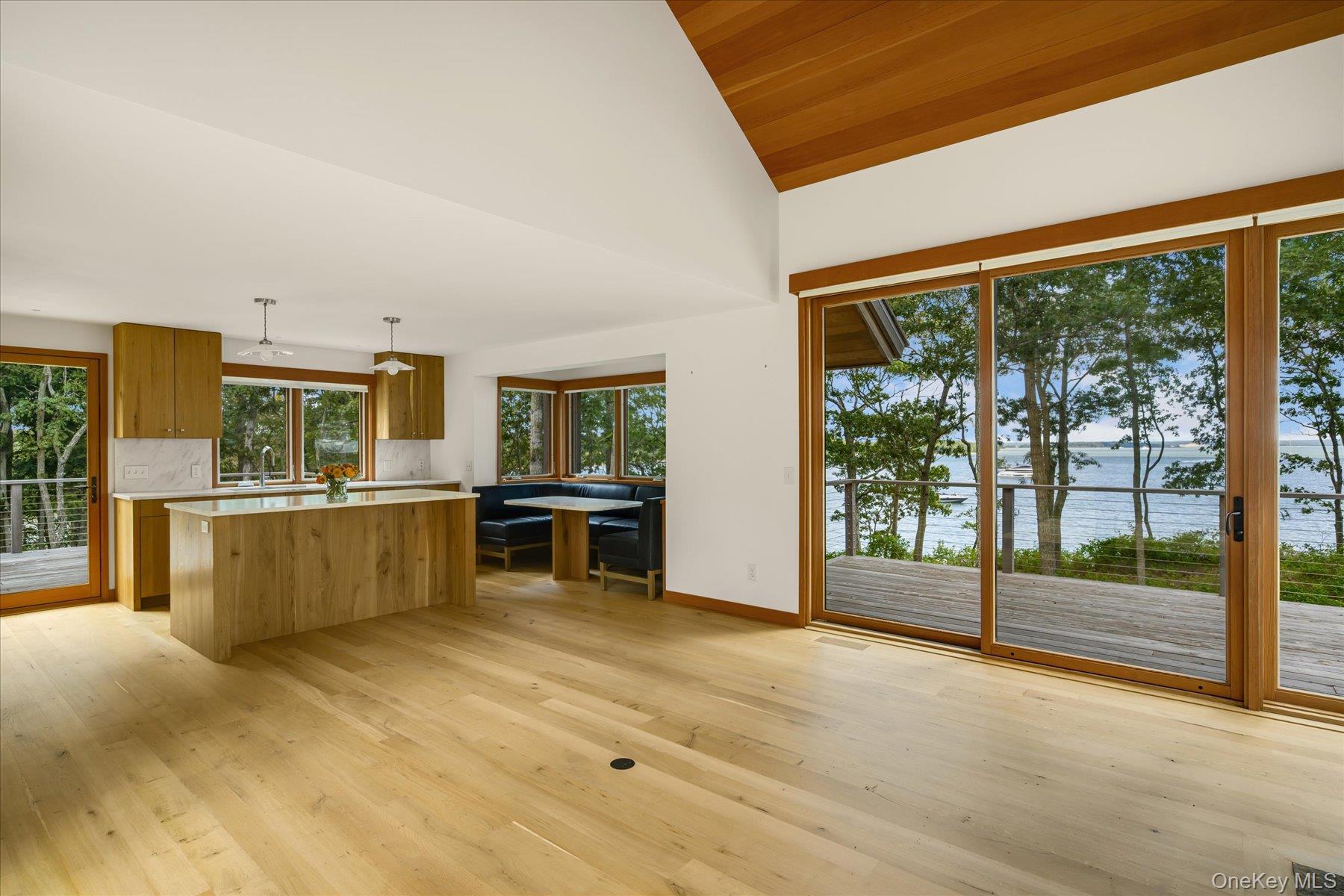 21 Thompson Road, Shelter Island, NY 11964