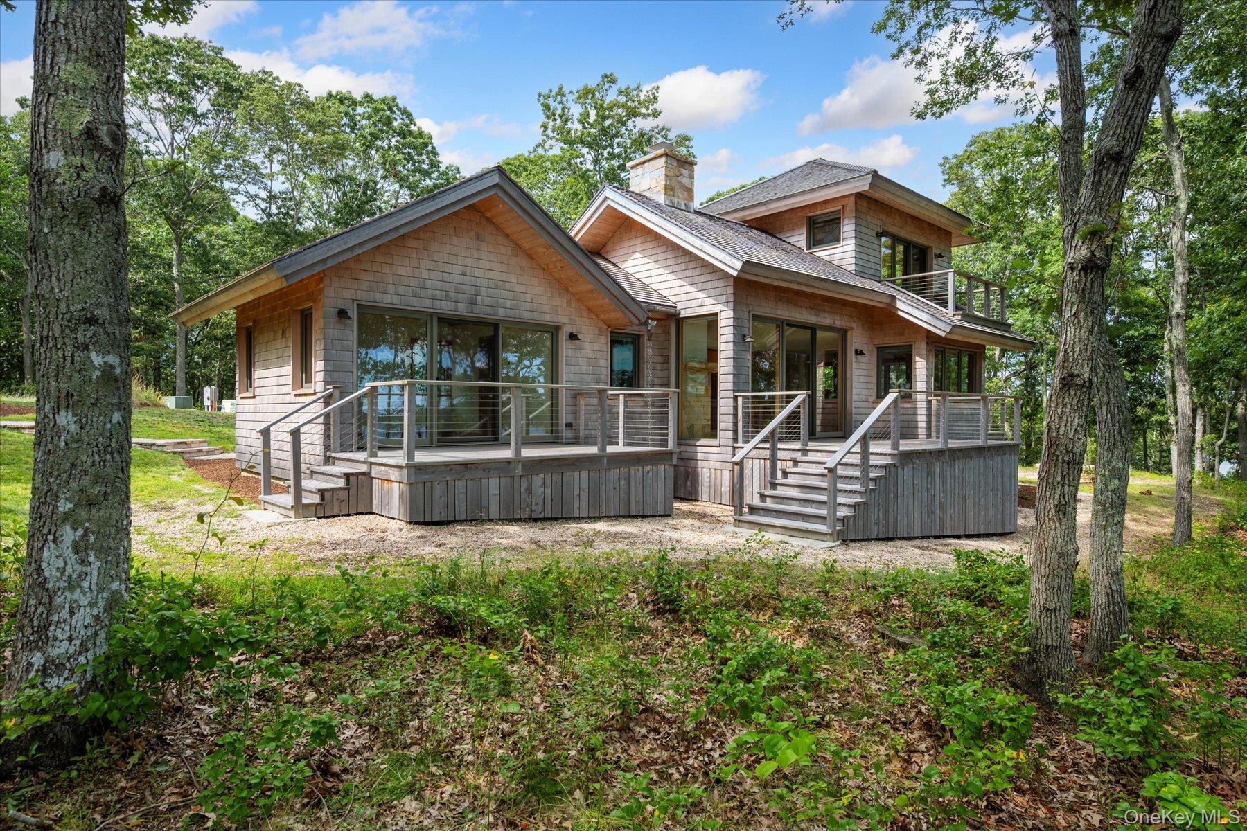 21 Thompson Road, Shelter Island, NY 11964