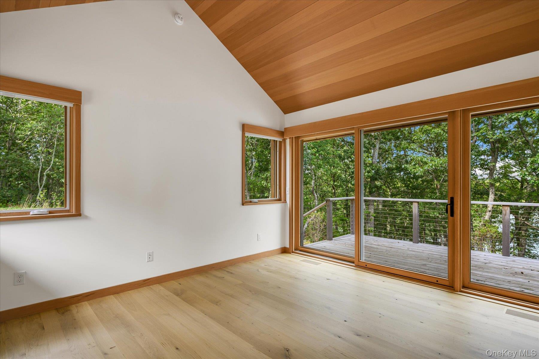 21 Thompson Road, Shelter Island, NY 11964