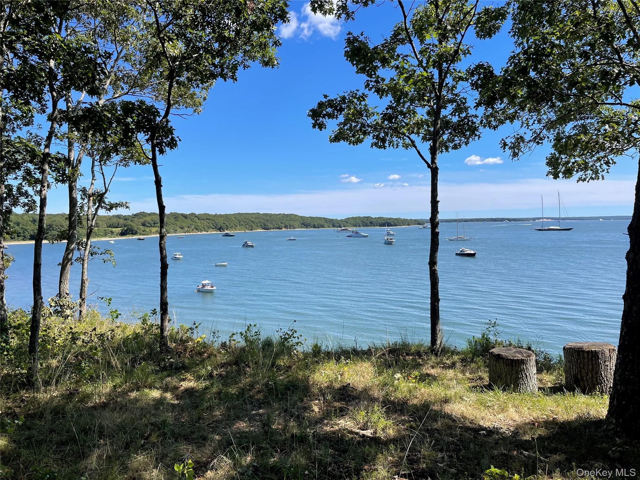 21 Thompson Road, Shelter Island, NY 11964