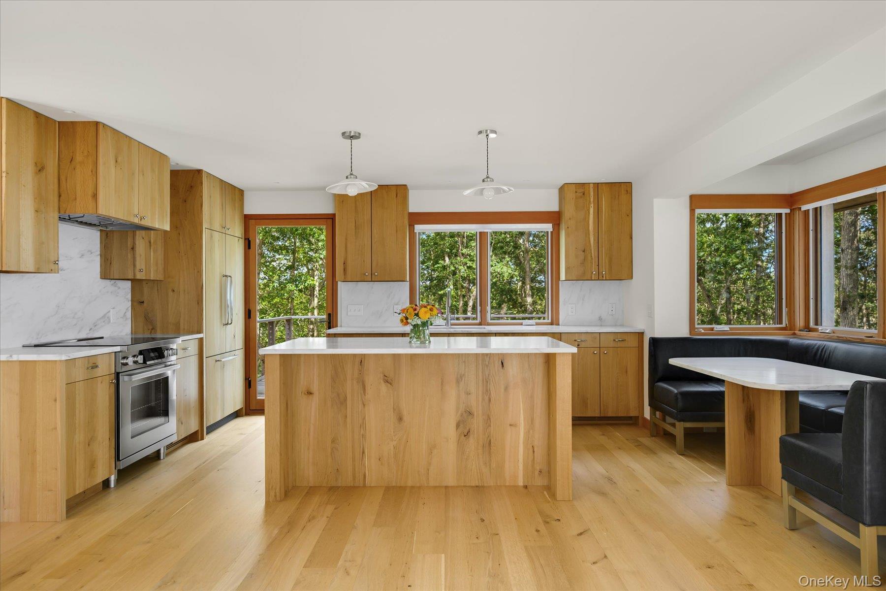 21 Thompson Road, Shelter Island, NY 11964