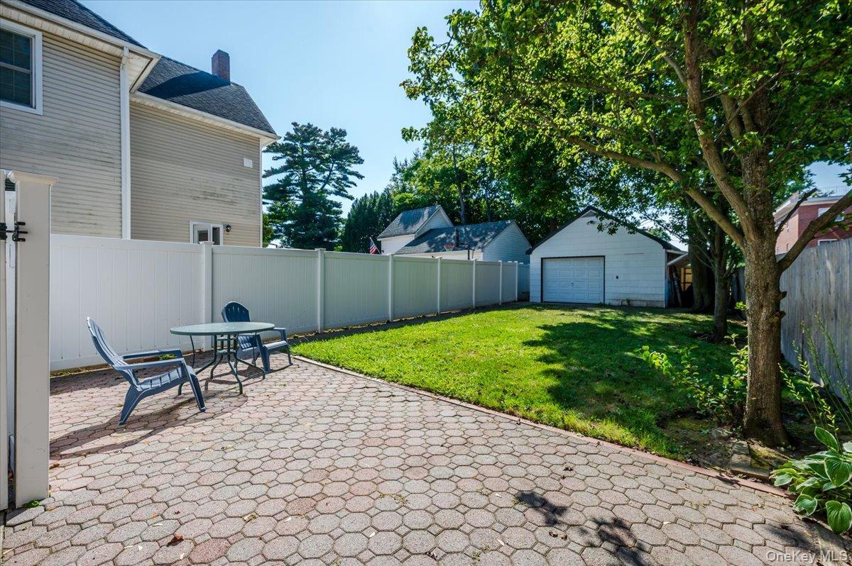 48 Davison # 1st Floor, Rockville Centre, NY 11570