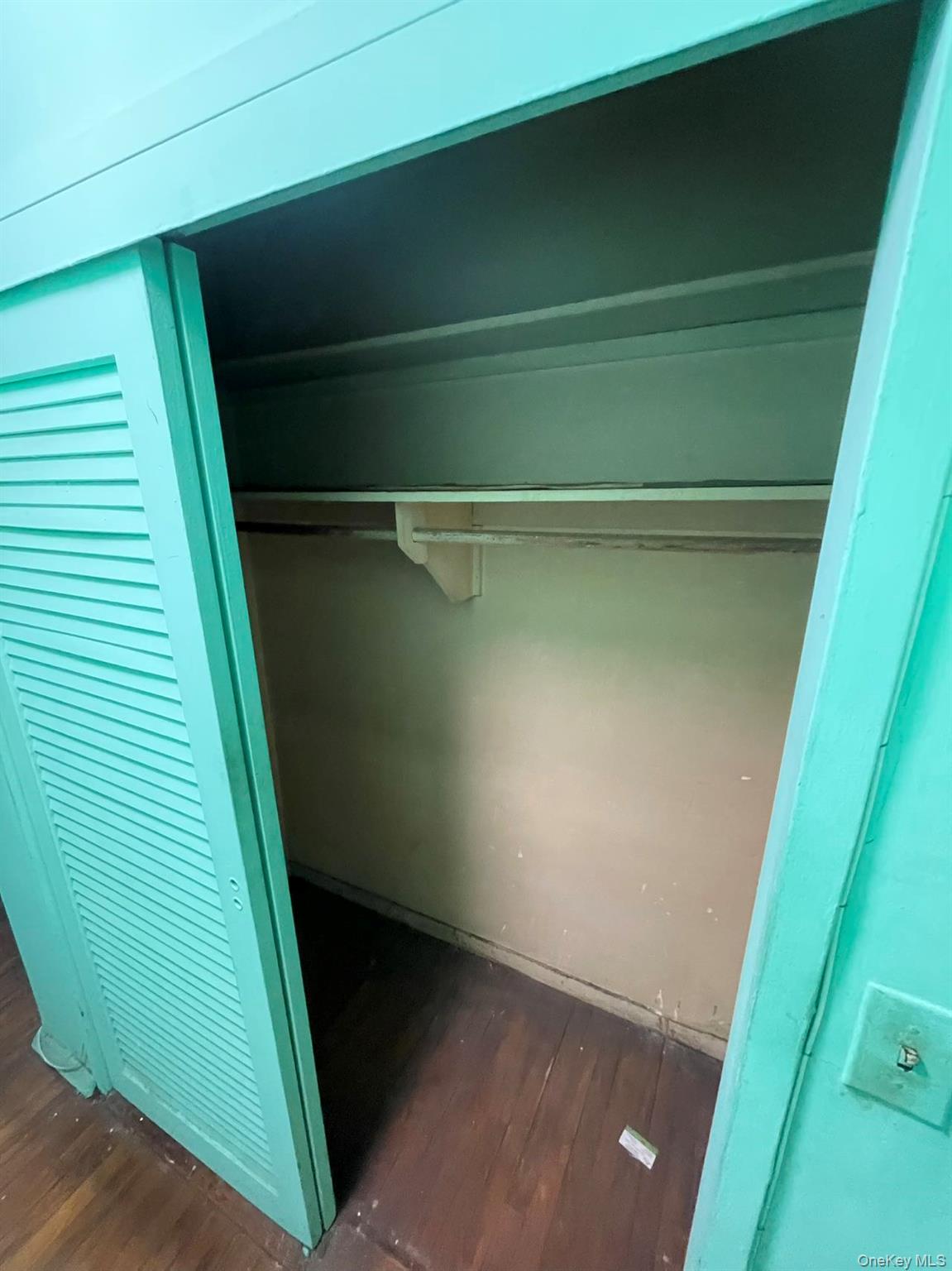 143-30 Roosevelt # #3H, Flushing, NY 11354