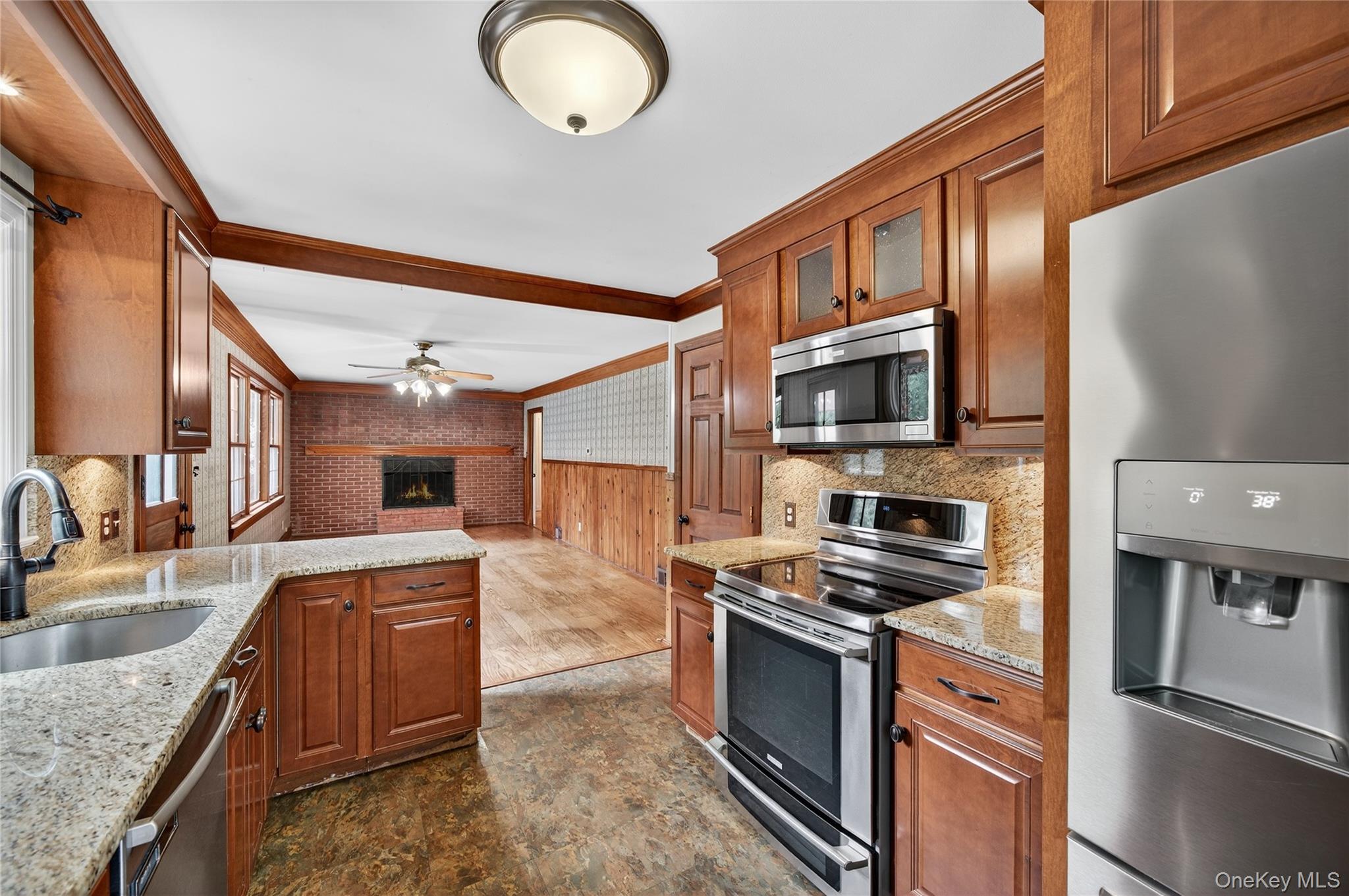 2 Charlotte Place, Monroe, NY 10950