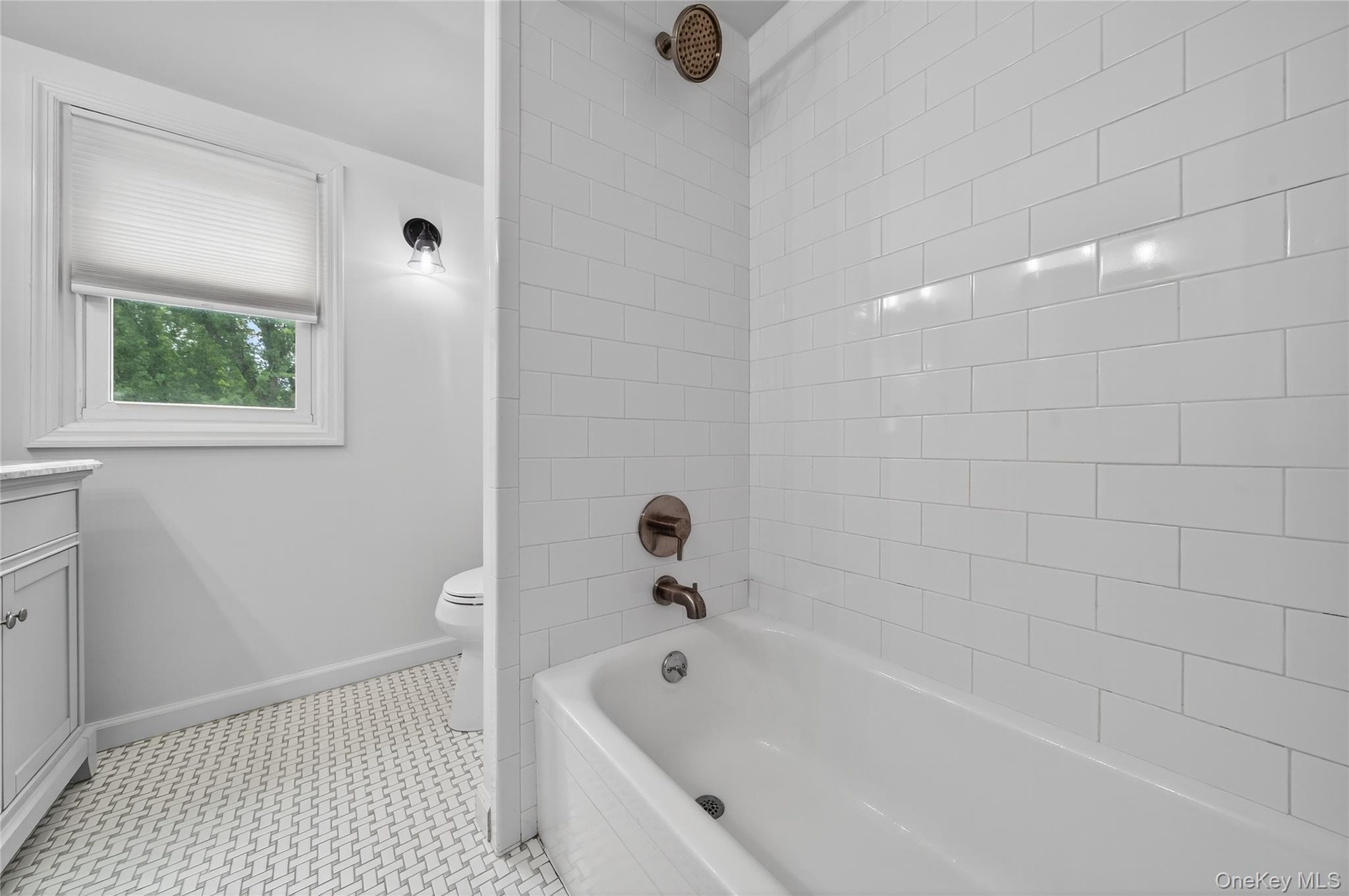 2 Charlotte Place, Monroe, NY 10950