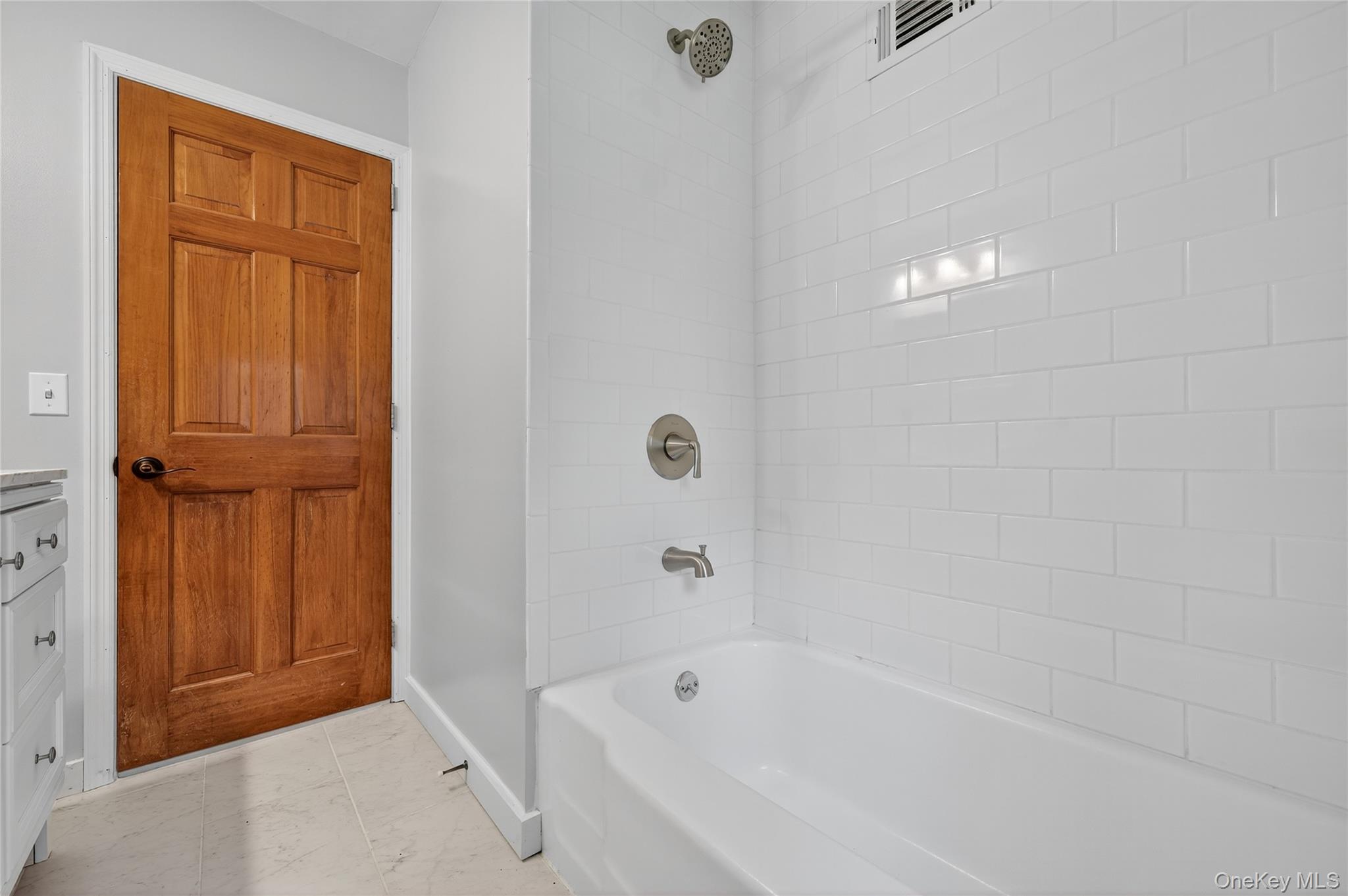 2 Charlotte Place, Monroe, NY 10950