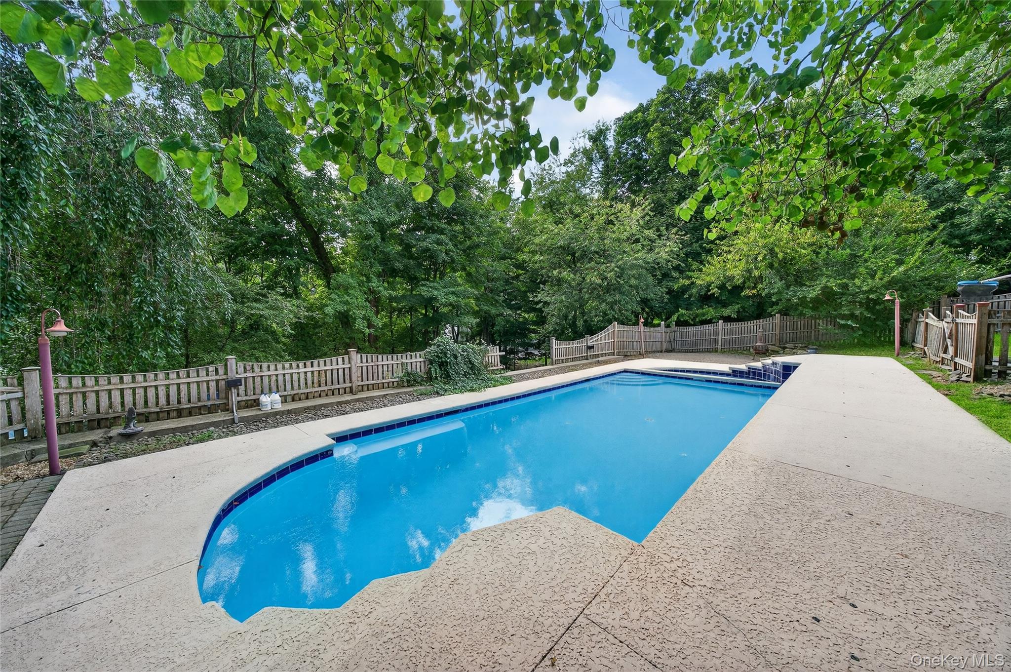 2 Charlotte Place, Monroe, NY 10950