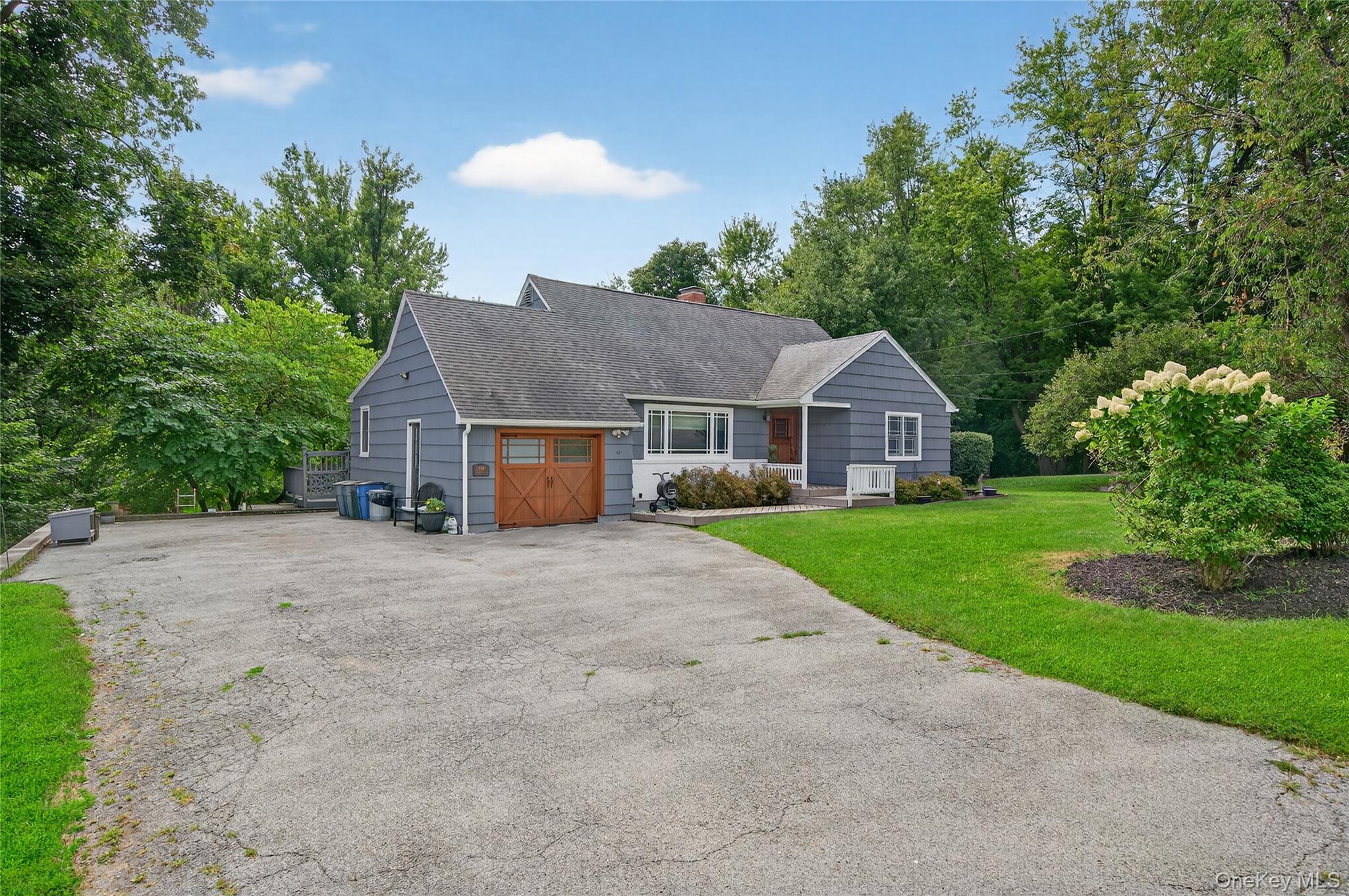 2 Charlotte Place, Monroe, NY 10950