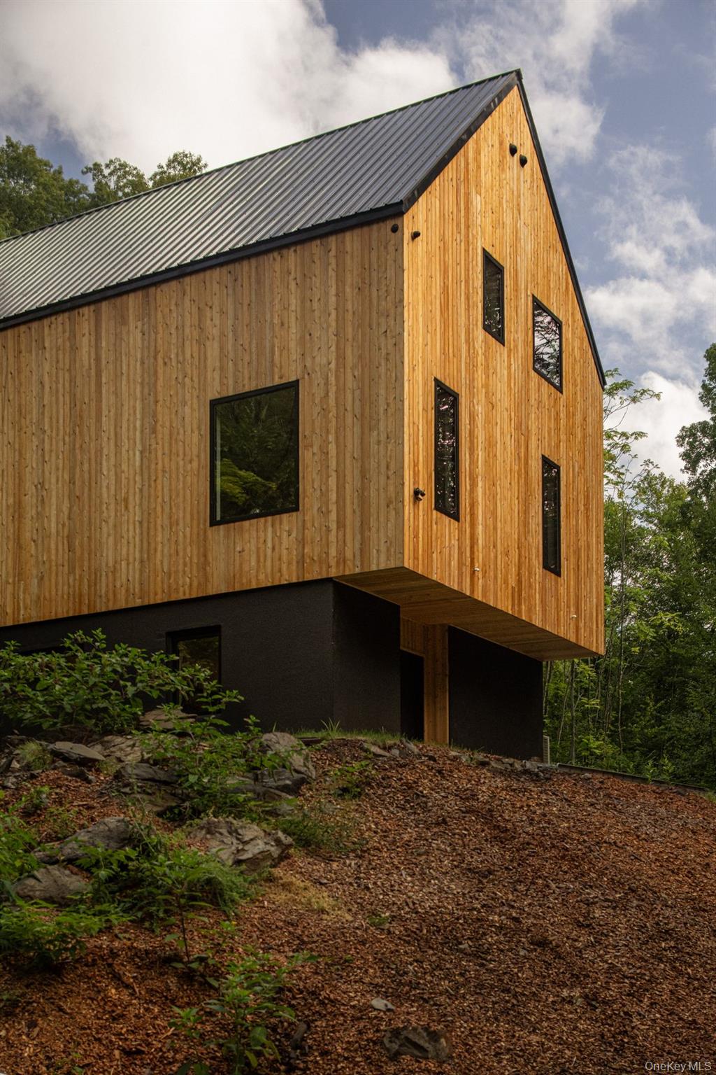 4 Sarah Court, Rhinebeck, NY 12572