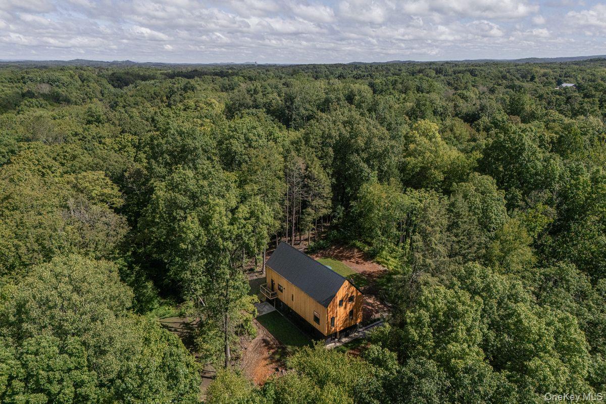 4 Sarah Court, Rhinebeck, NY 12572