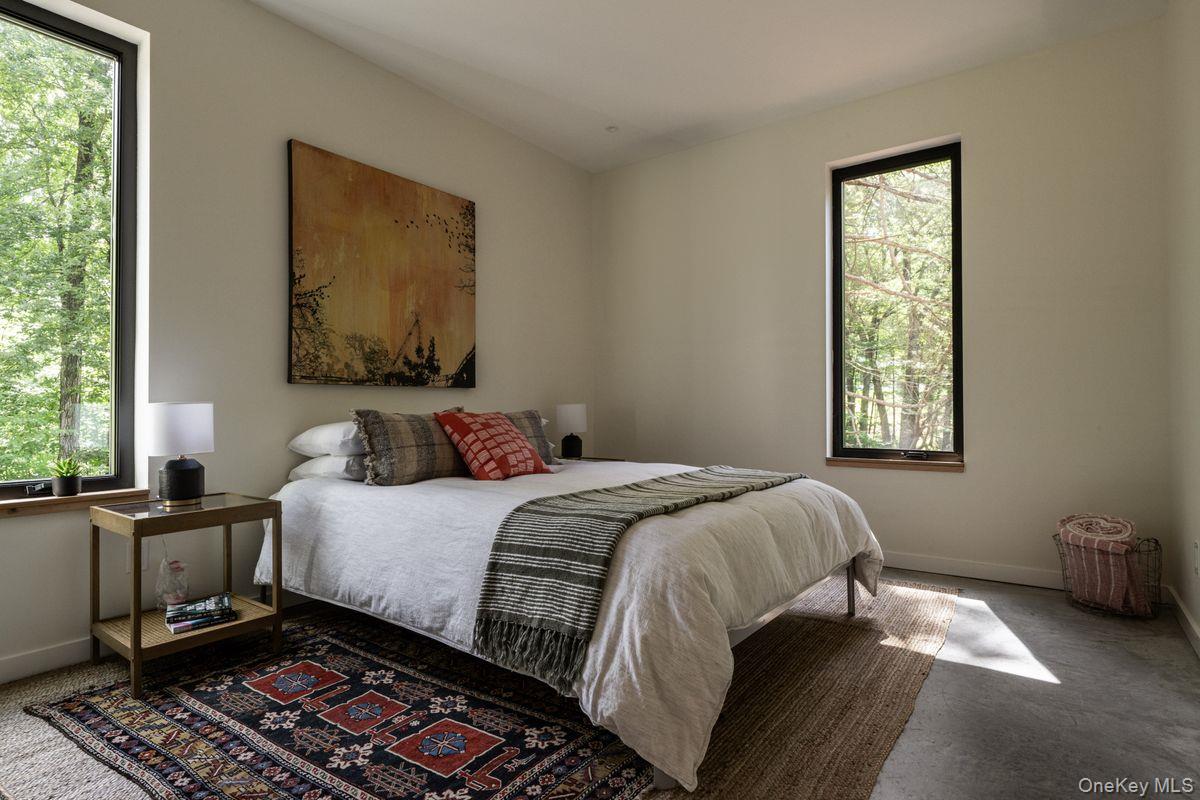 4 Sarah Court, Rhinebeck, NY 12572