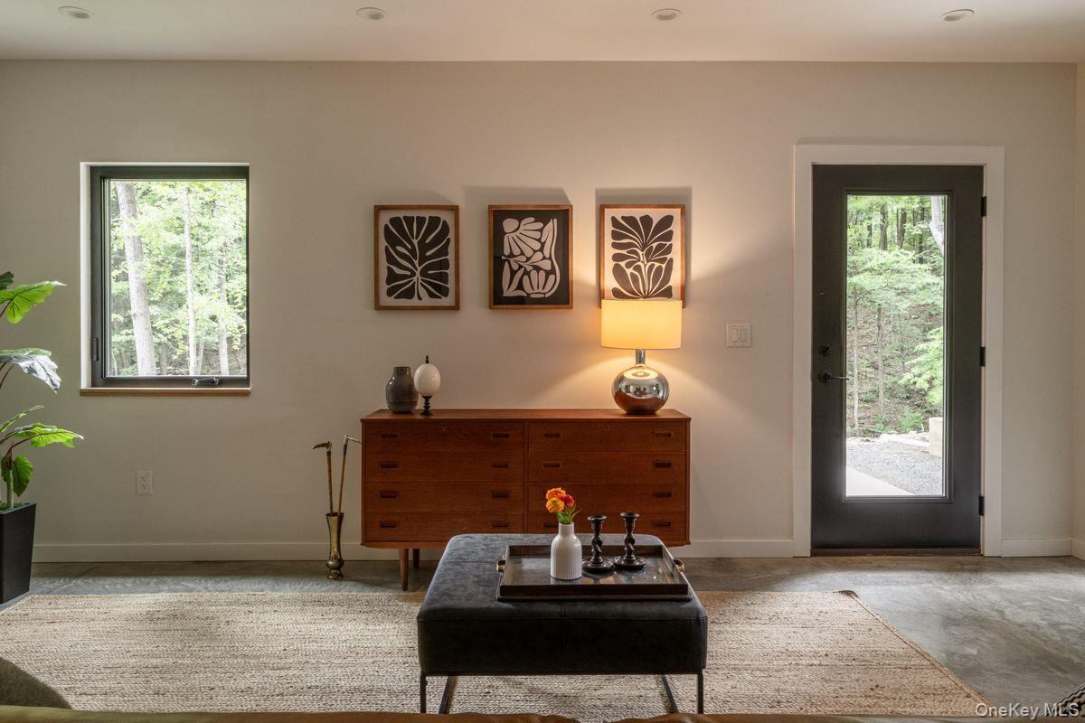 4 Sarah Court, Rhinebeck, NY 12572