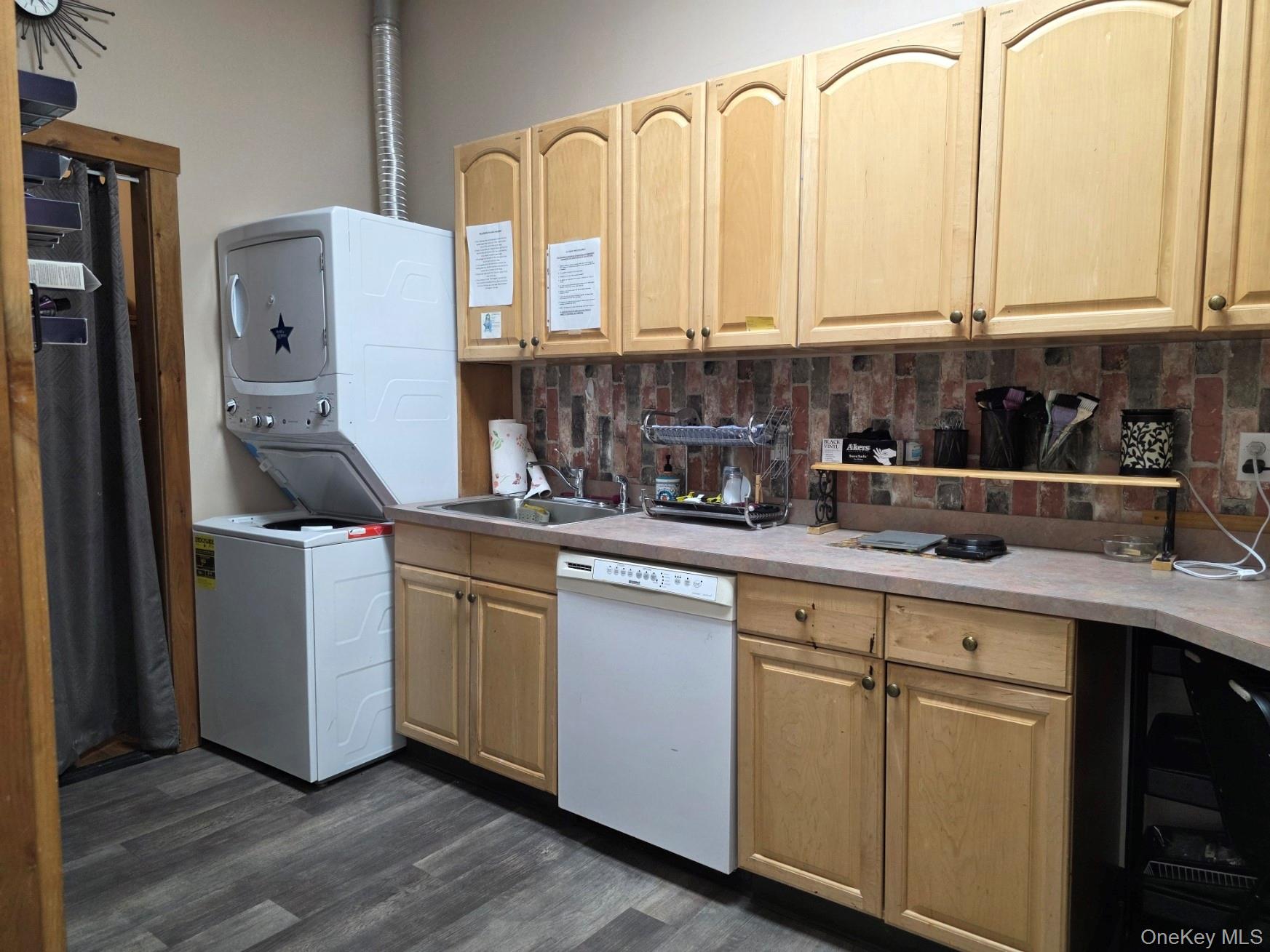 2920 US Route 6, Slate Hill, NY 10973