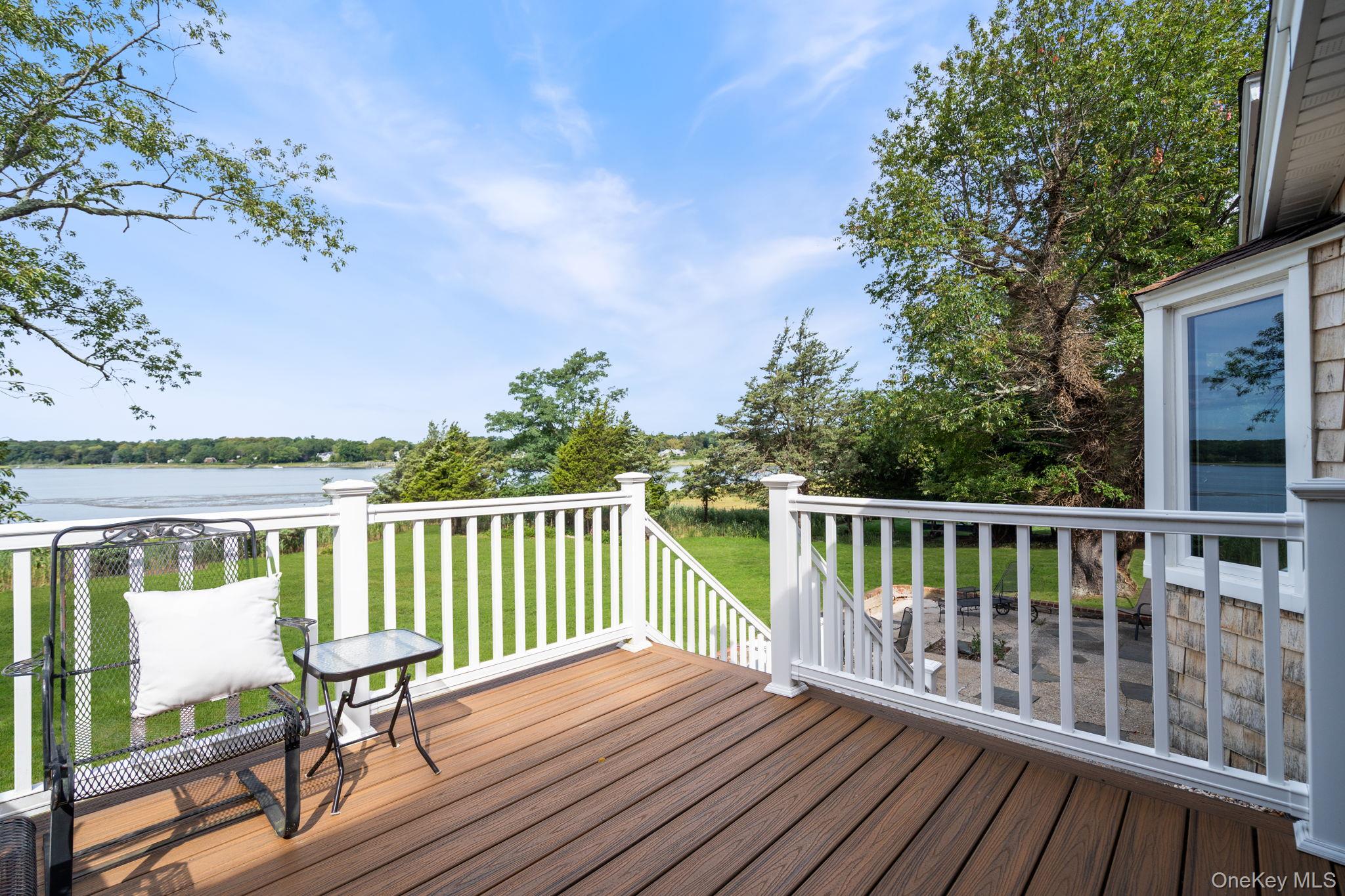 24 Conscience Circle, Setauket, NY 11733