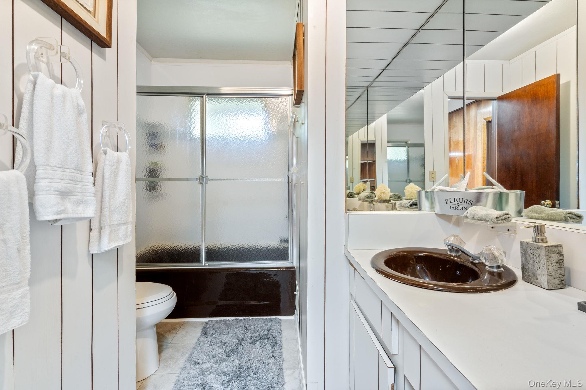 24 Conscience Circle, Setauket, NY 11733