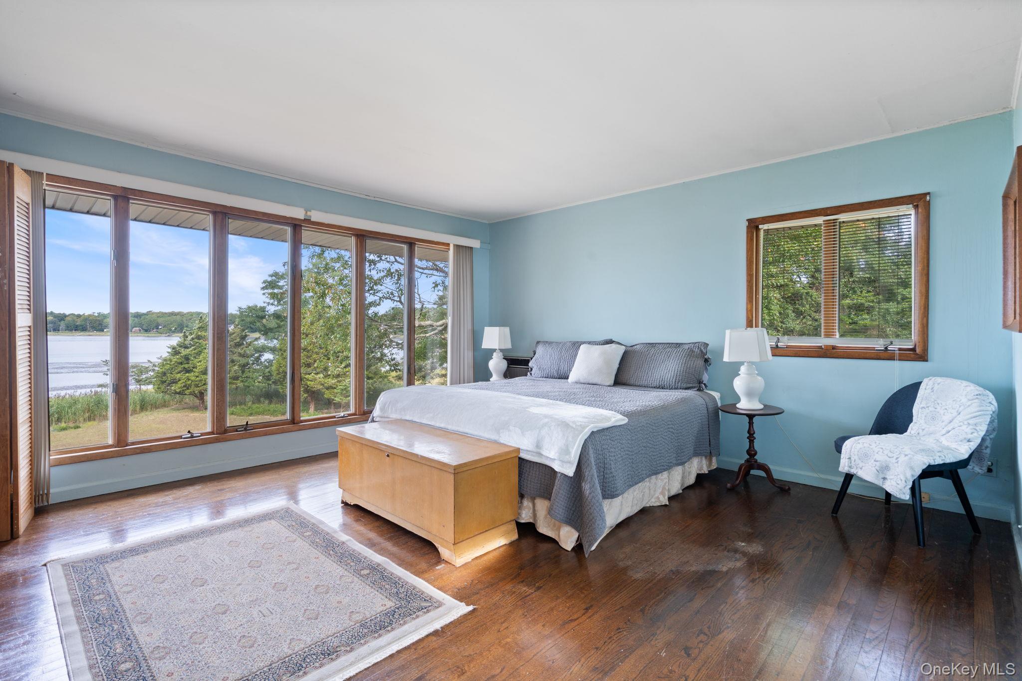 24 Conscience Circle, Setauket, NY 11733