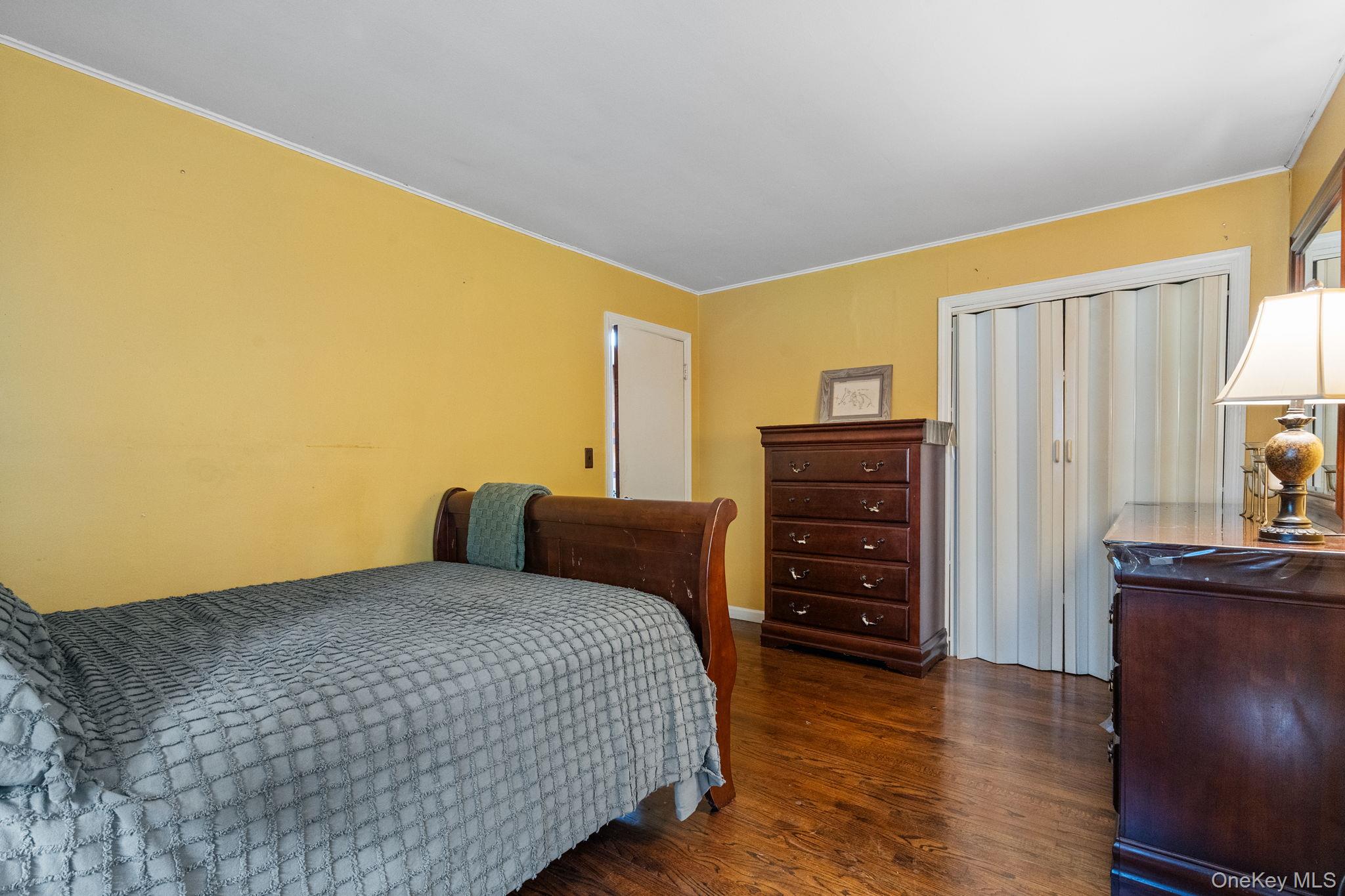 24 Conscience Circle, Setauket, NY 11733