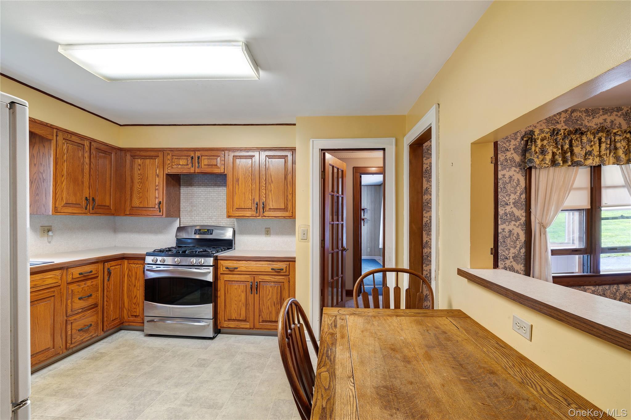 11 Mountain View Road, Poughkeepsie, NY 12603