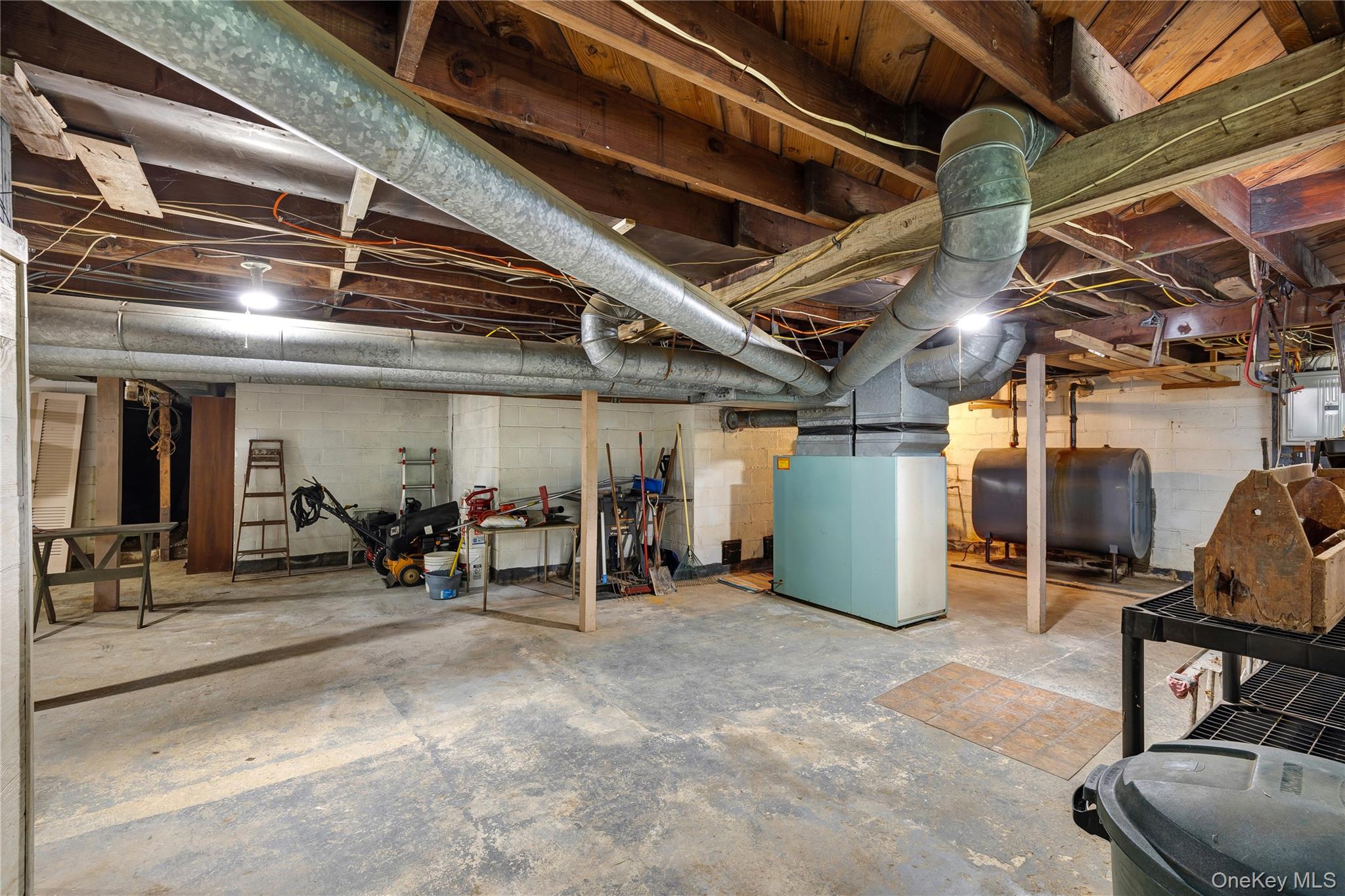 11 Mountain View Road, Poughkeepsie, NY 12603