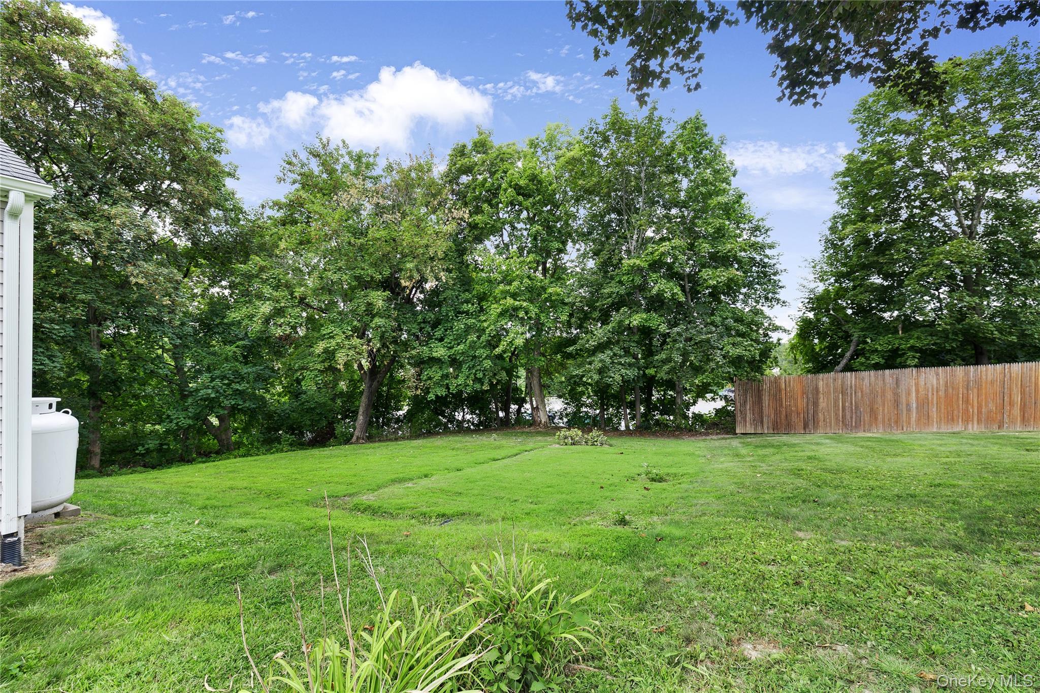 11 Mountain View Road, Poughkeepsie, NY 12603