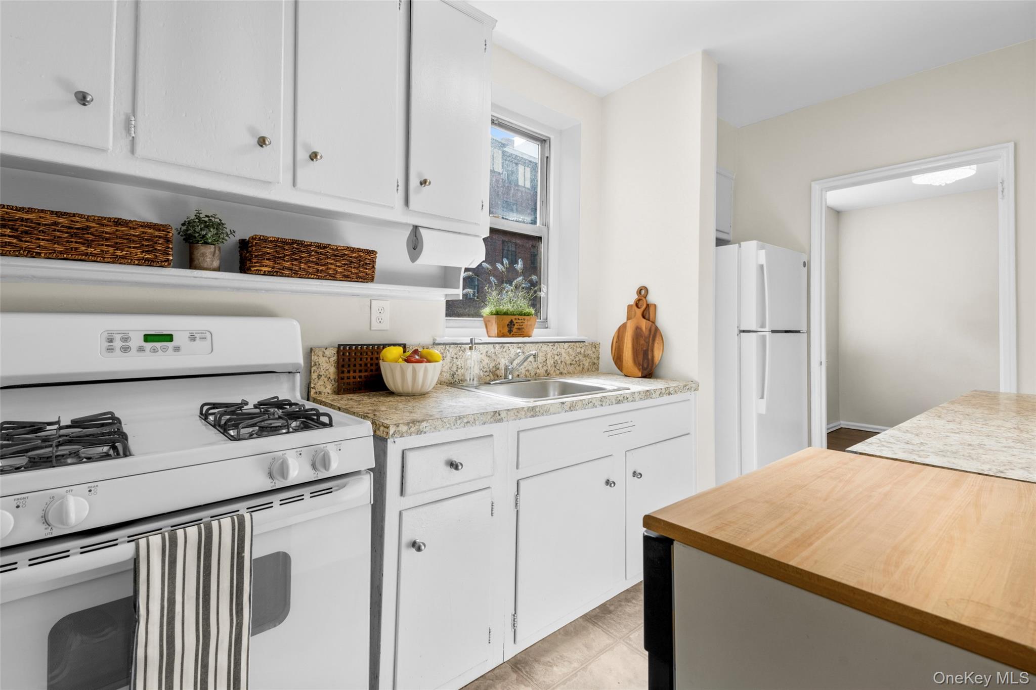 12 Westchester Avenue # 3K, White Plains, NY 10601