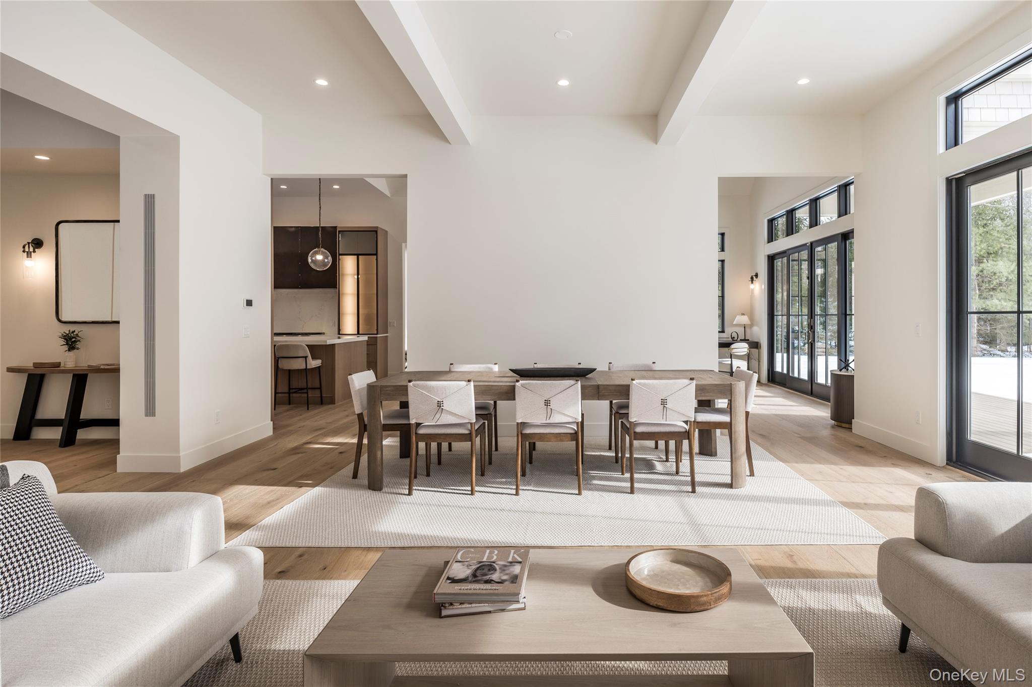 33 Harbor View Drive, East Hampton, NY 11937