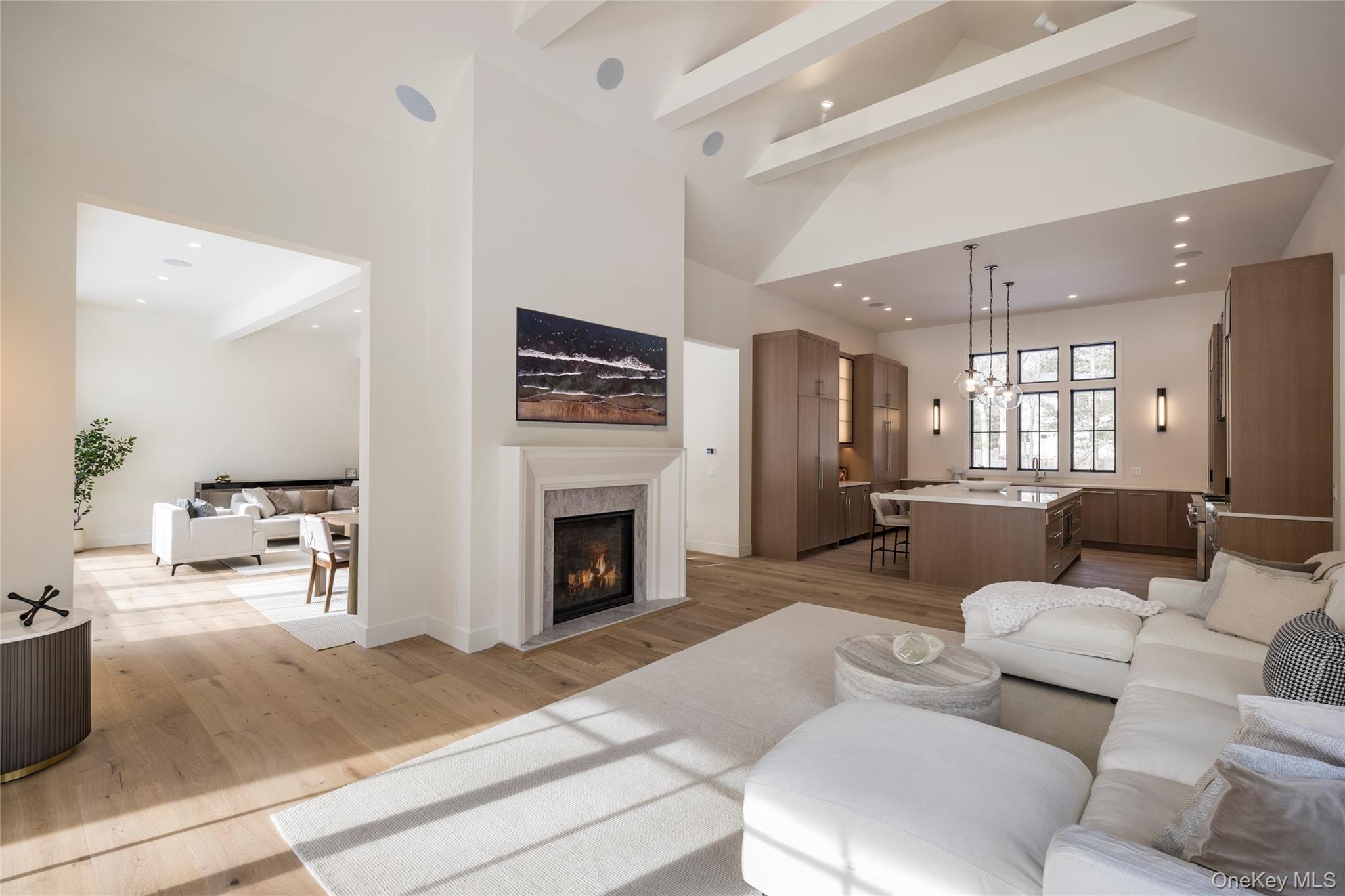 33 Harbor View Drive, East Hampton, NY 11937