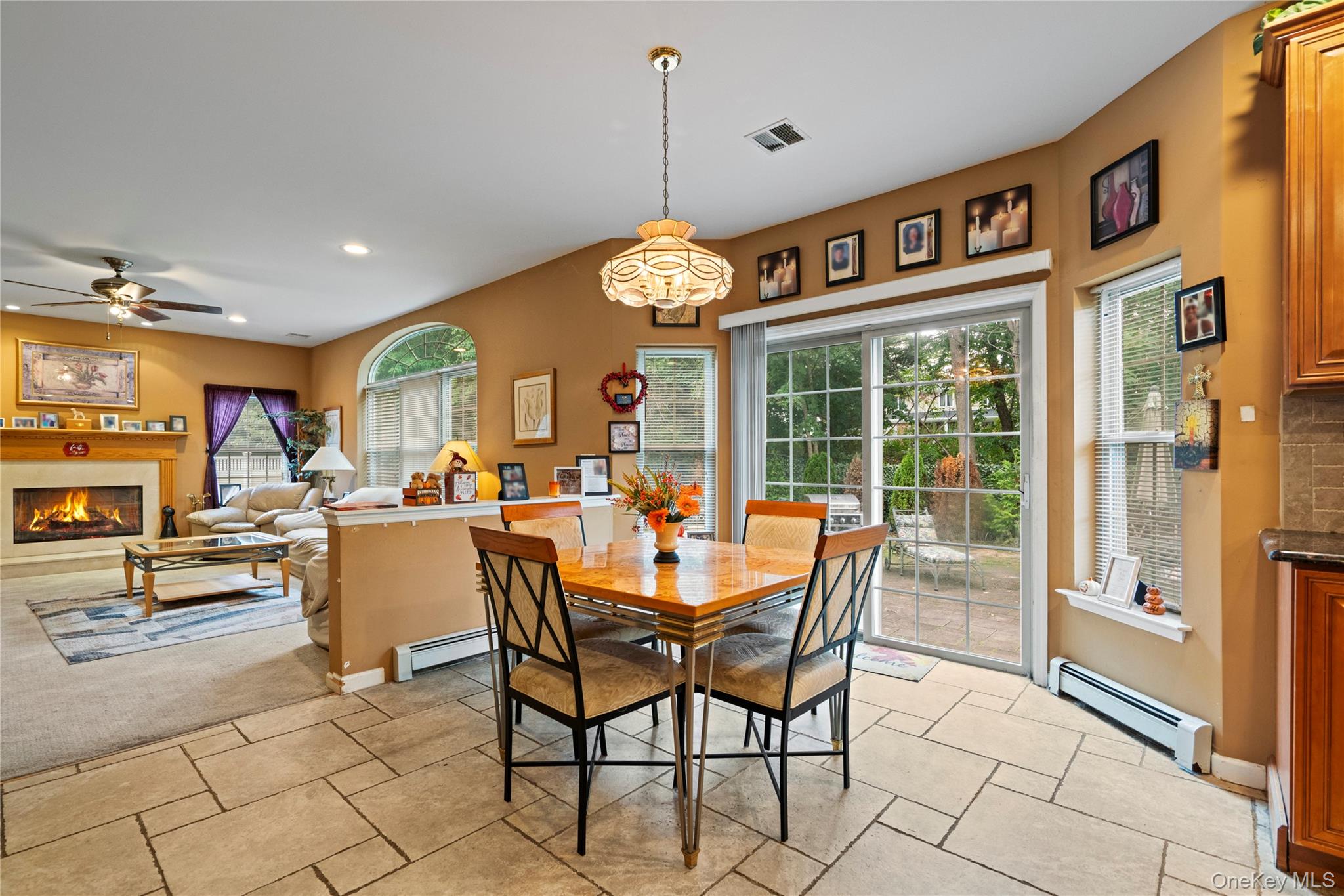 22 Southview Circle, Lake Grove, NY 11755