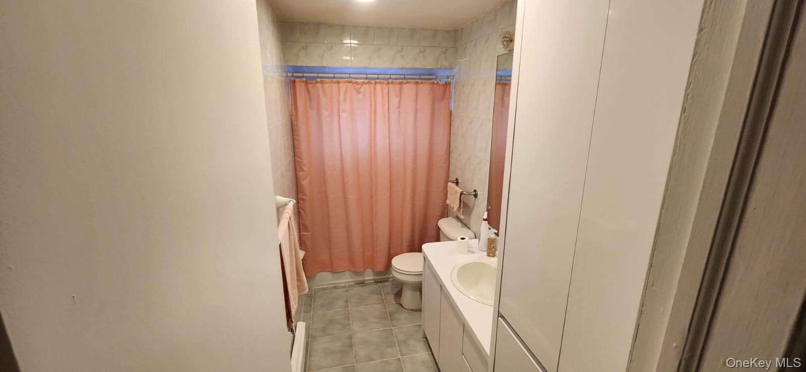 24 Grover Lane, East Northport, NY 11731