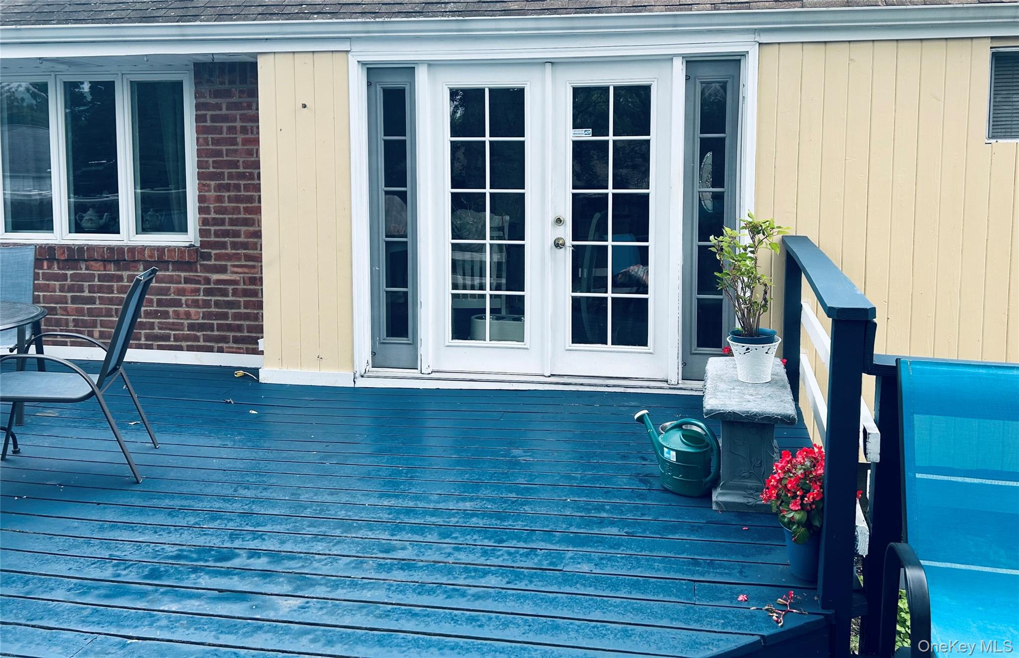 24 Grover Lane, East Northport, NY 11731