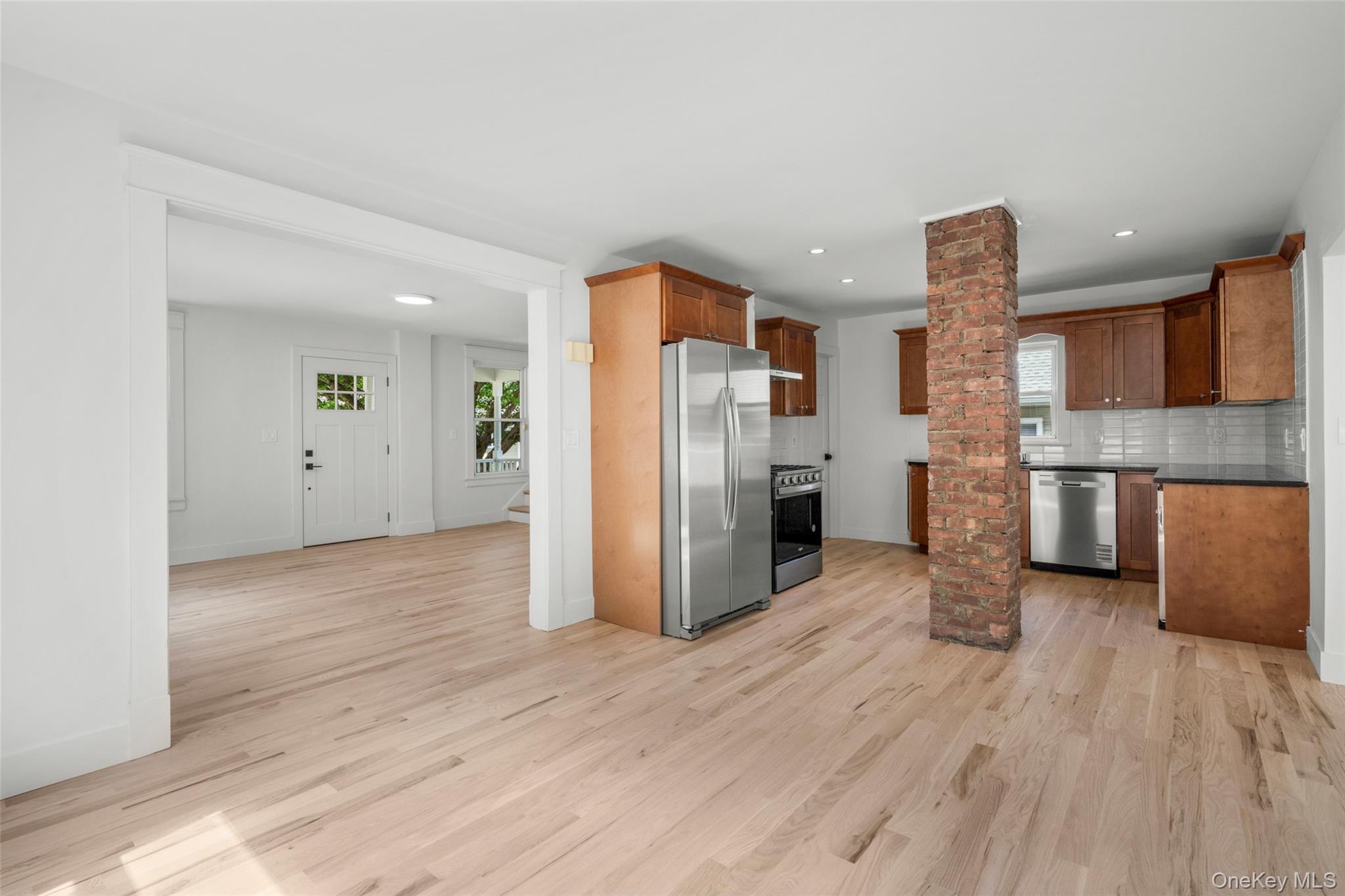 324 Tuxedo Place, Hawthorne, NY 10532