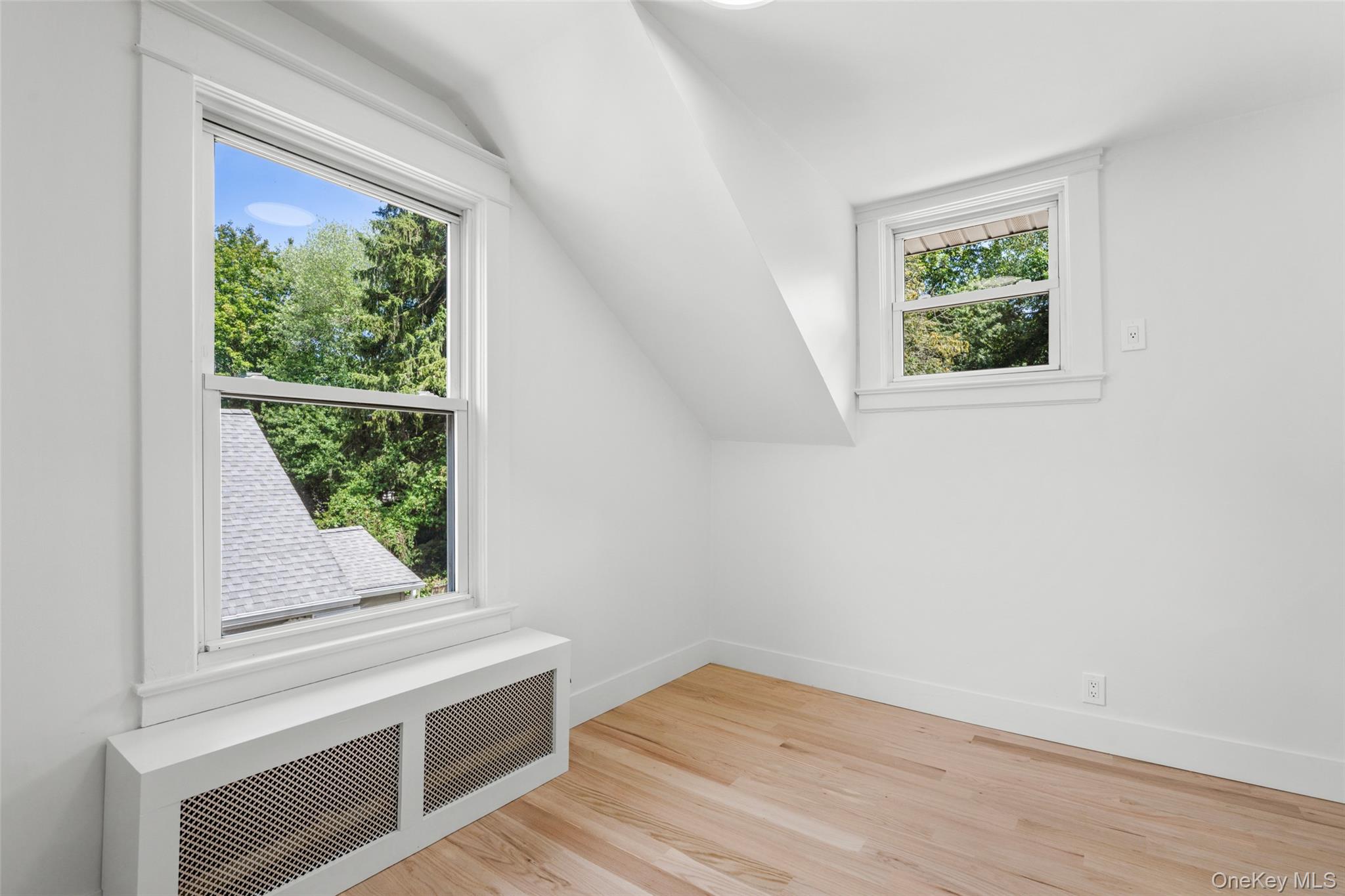 324 Tuxedo Place, Hawthorne, NY 10532