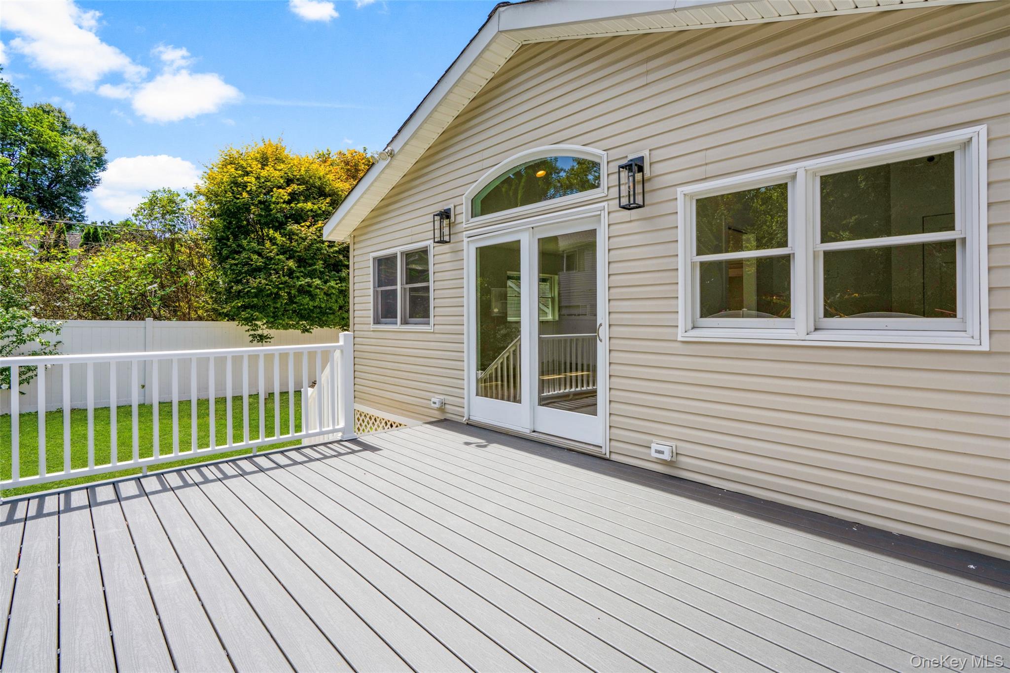 324 Tuxedo Place, Hawthorne, NY 10532