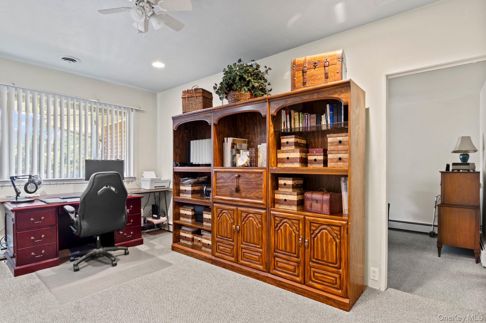 137 Burr Rd, East Northport, NY 11731