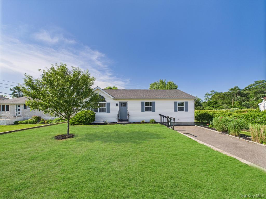 45 Willow Street, Aquebogue, NY 11931